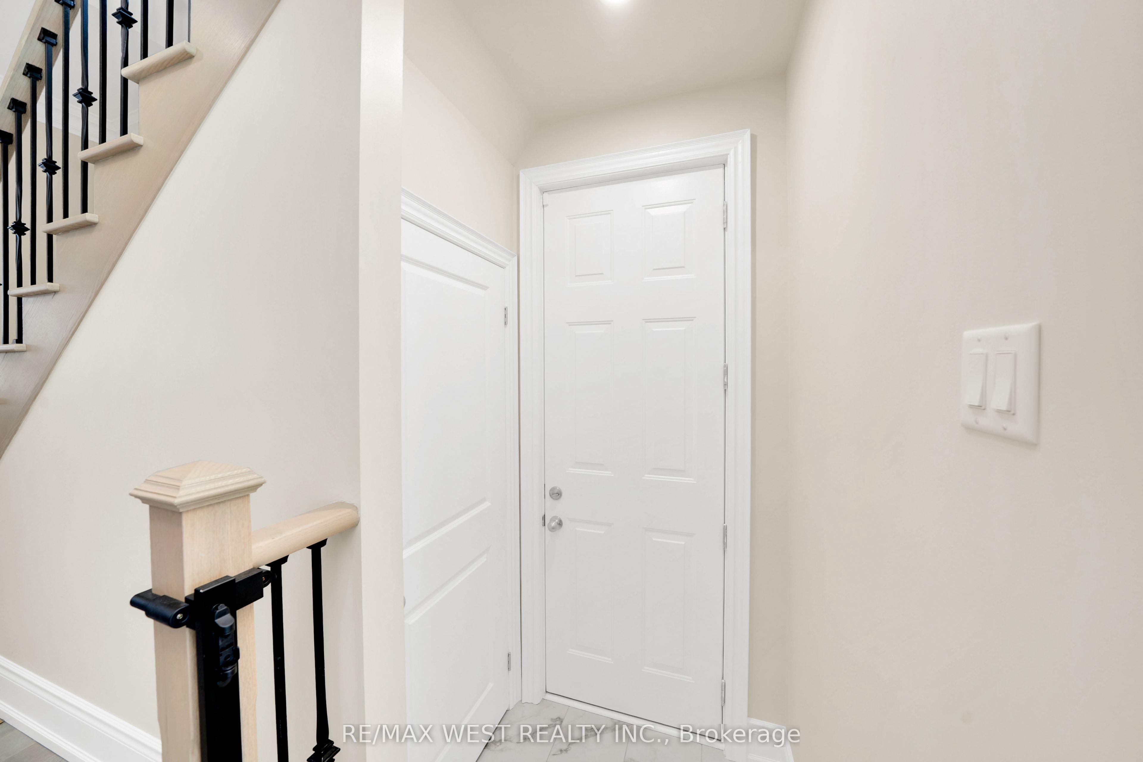 201 Bellefond Street Property Photo 30