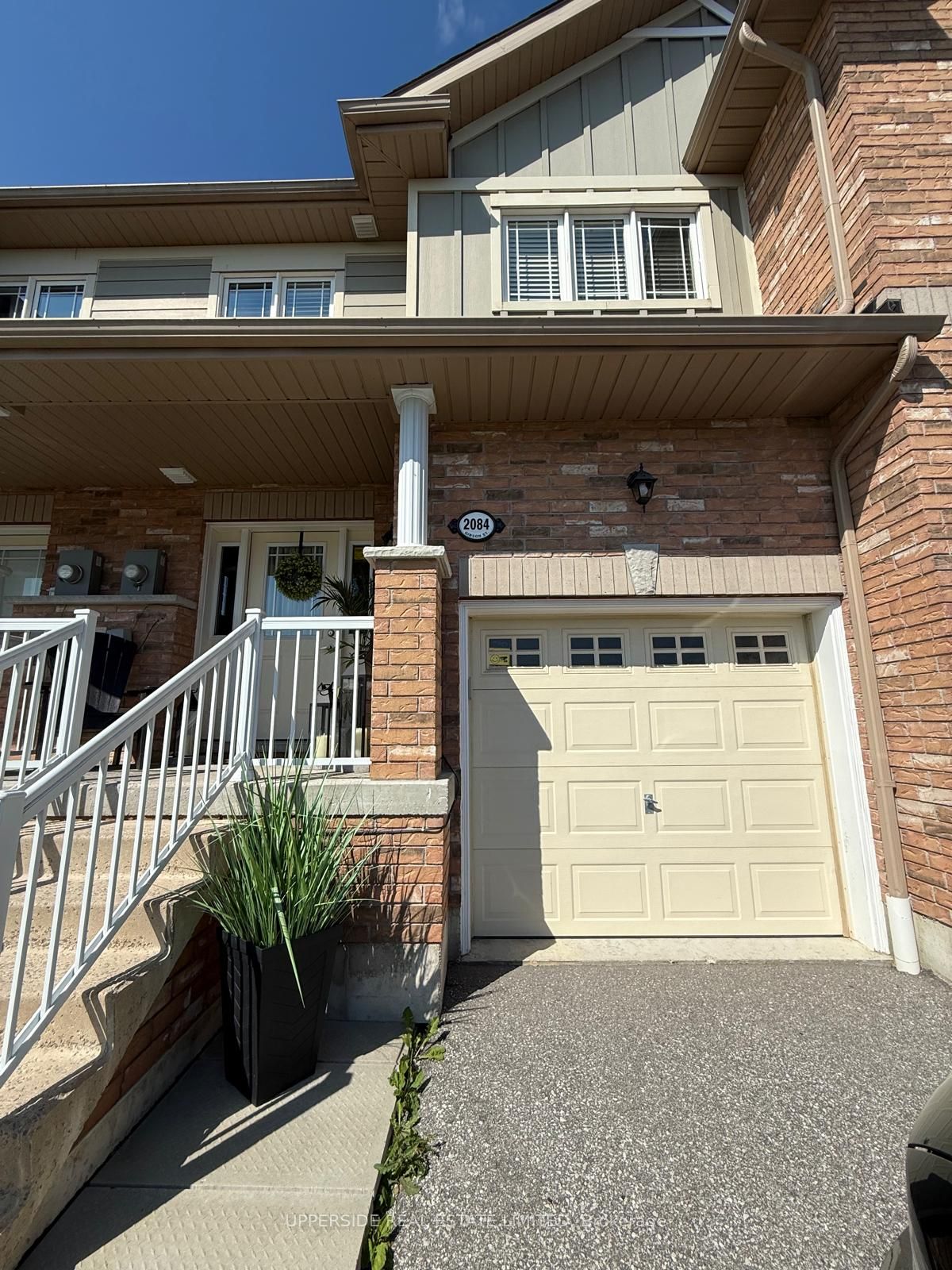 2084 Gibson Street Property Photo 1