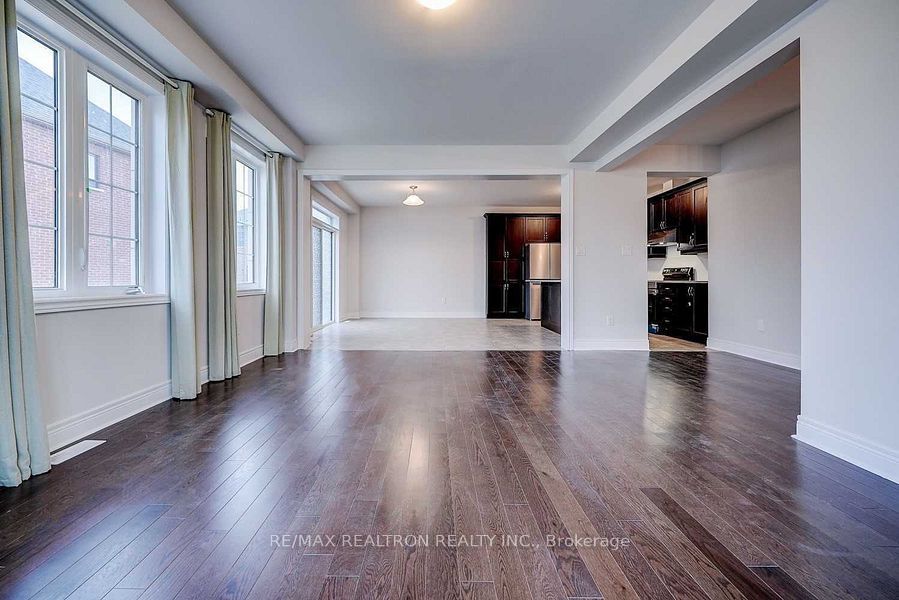 78 Jinnah Avenue Property Photo 18