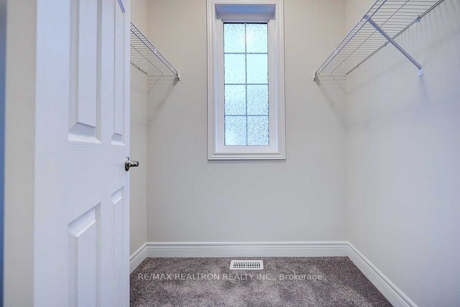 78 Jinnah Avenue Property Photo 23