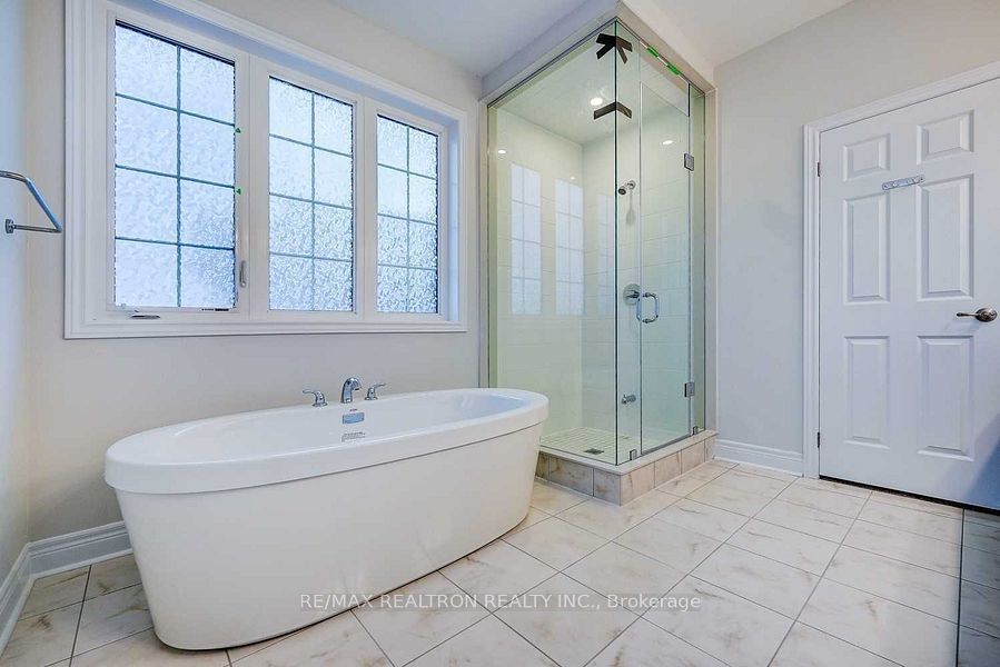 78 Jinnah Avenue Property Photo 25