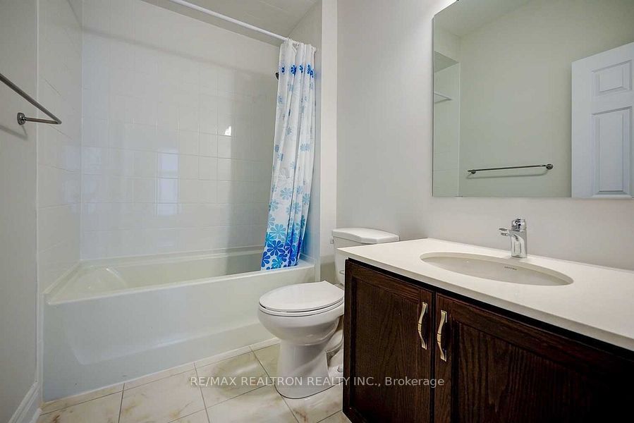 78 Jinnah Avenue Property Photo 28