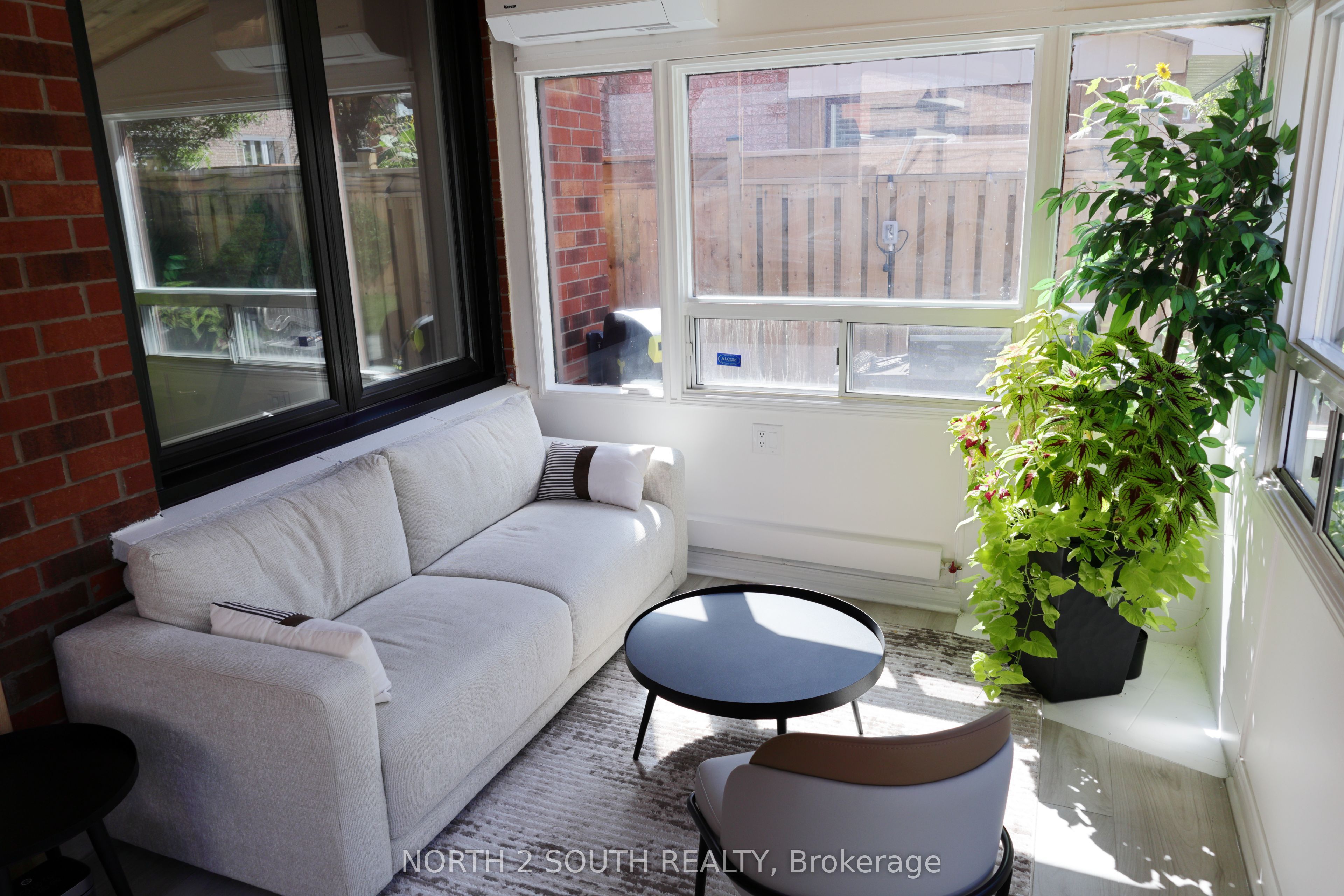 319 Glen Shields Avenue Property Photo 24