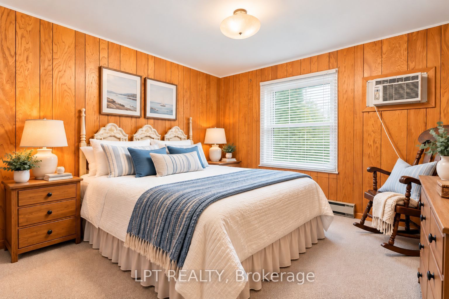 678 Lake Drive E Property Photo 31