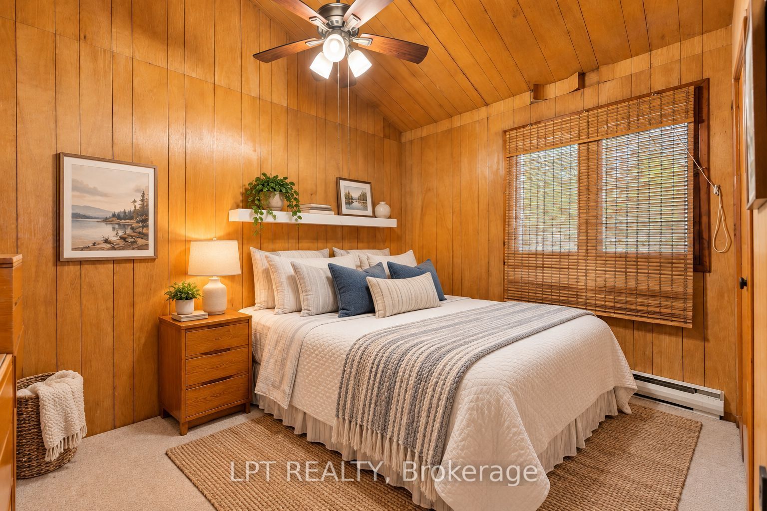 678 Lake Drive E Property Photo 45