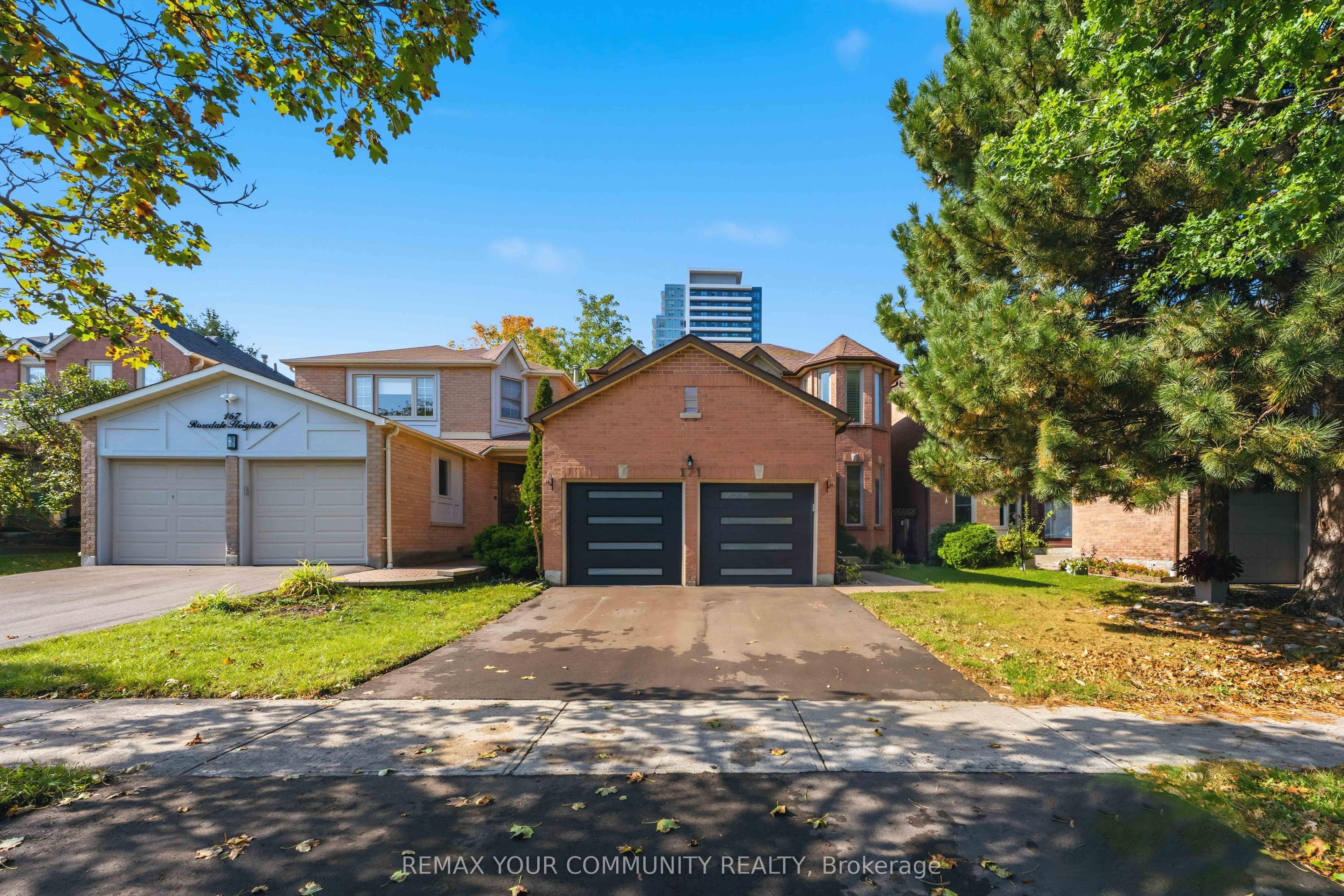 171 Rosedale Heights Drive Property Photo 2