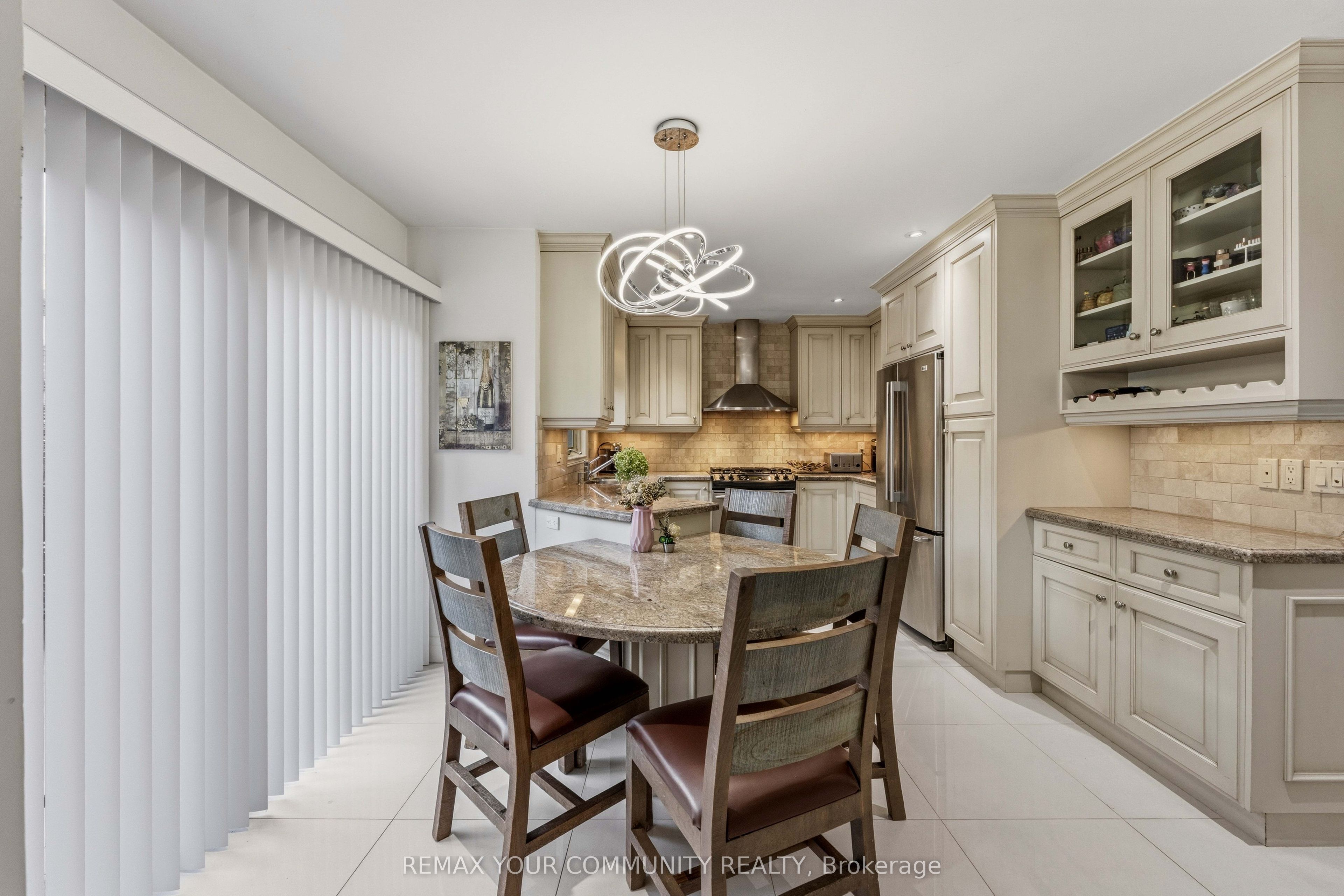 171 Rosedale Heights Drive Property Photo 15