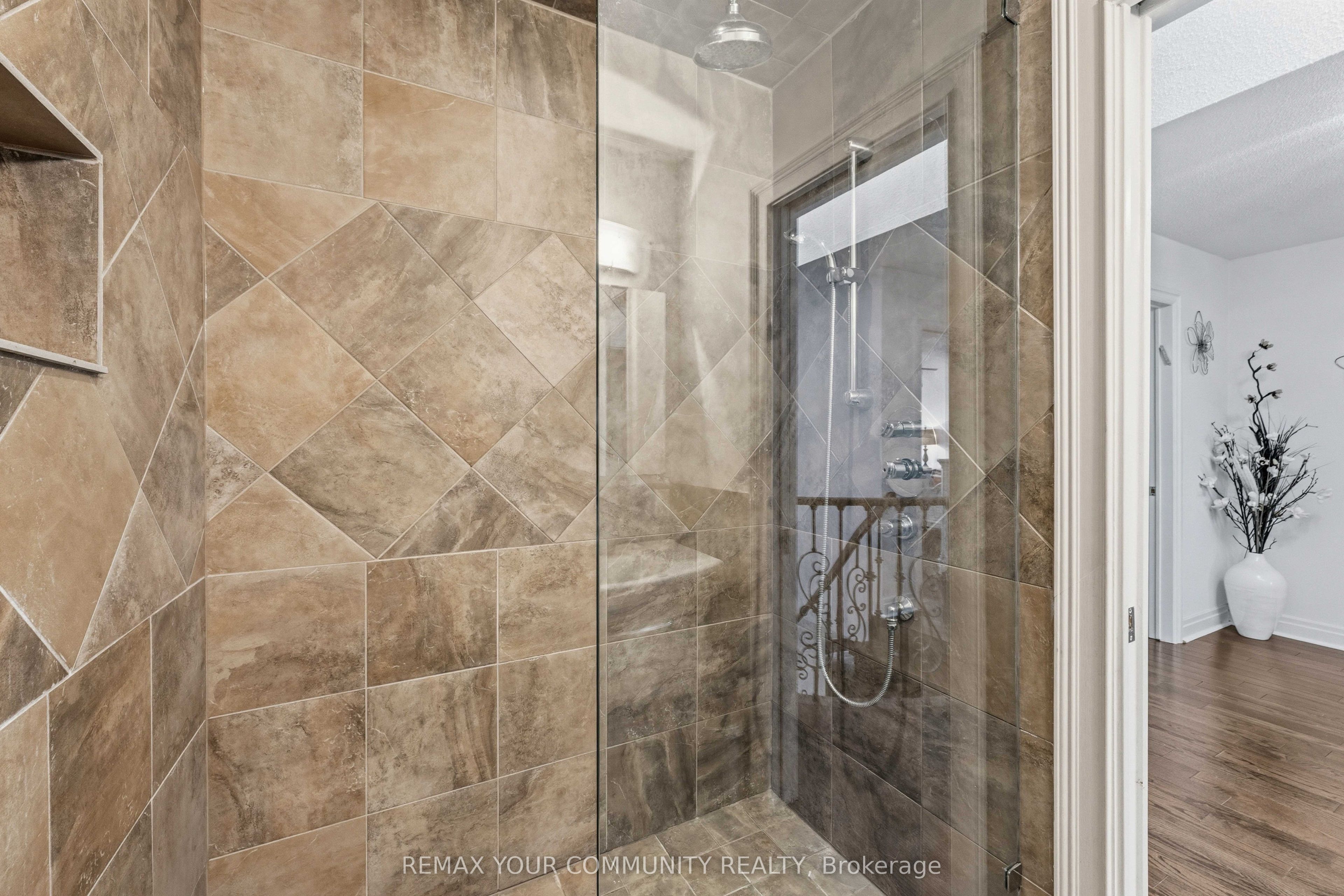 171 Rosedale Heights Drive Property Photo 34