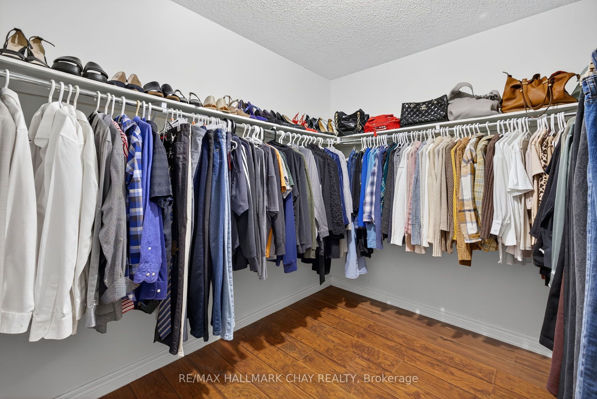 160 Golden Gate Circle Property Photo 24