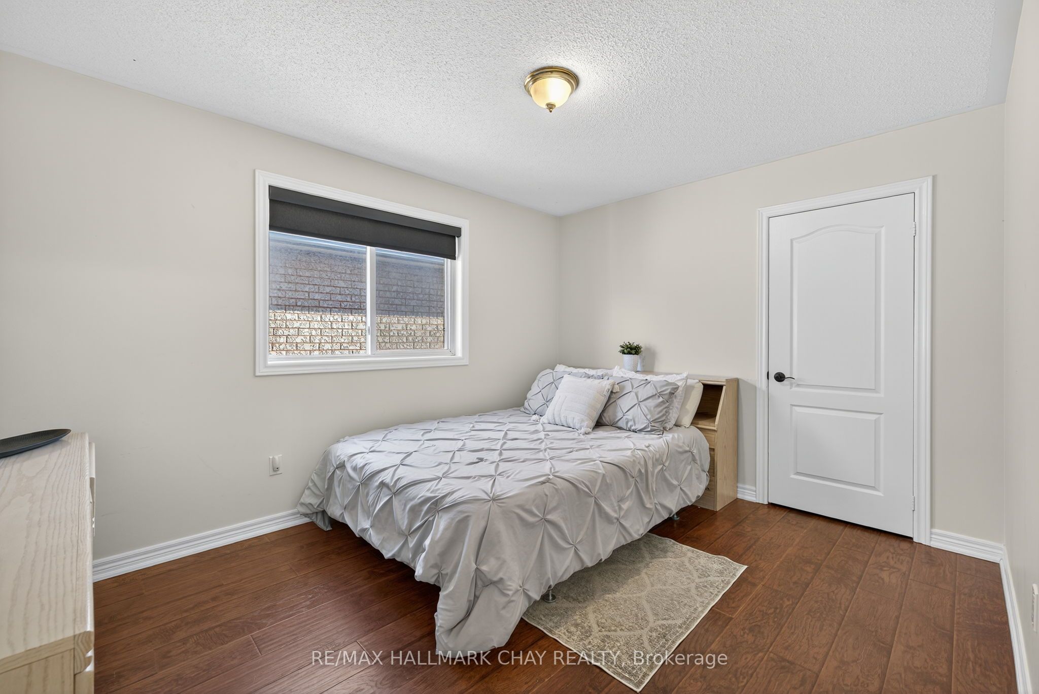 160 Golden Gate Circle Property Photo 32