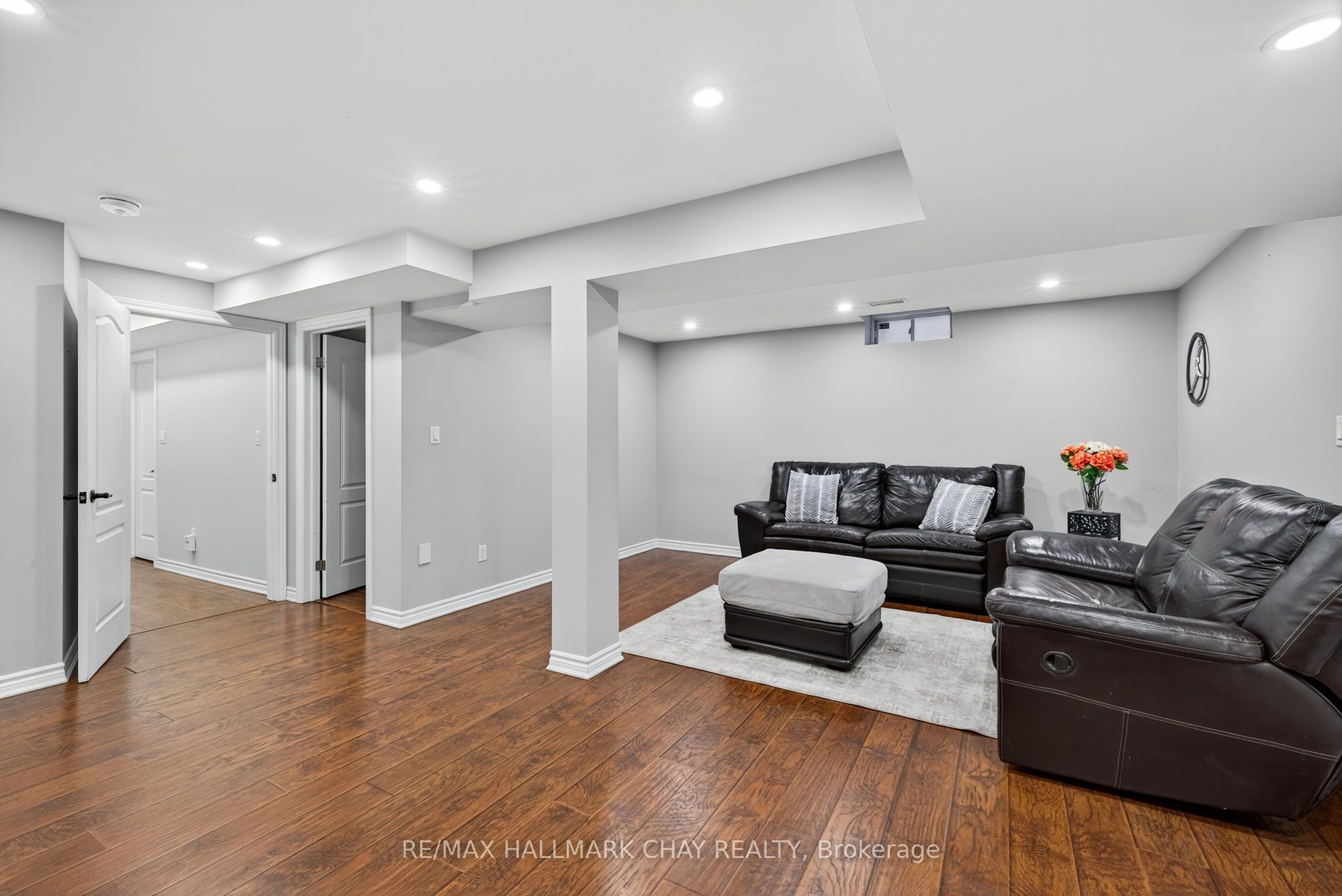160 Golden Gate Circle Property Photo 36