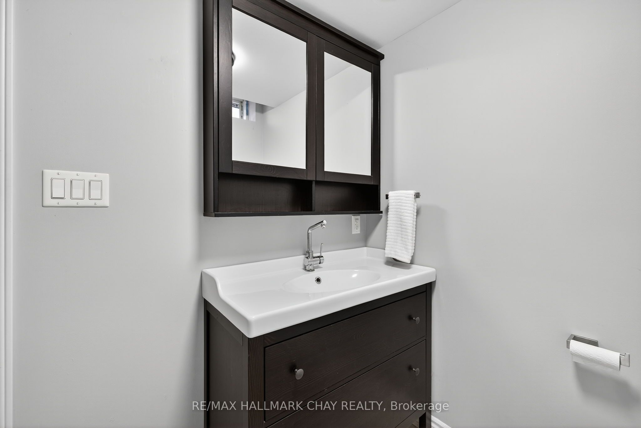 160 Golden Gate Circle Property Photo 39