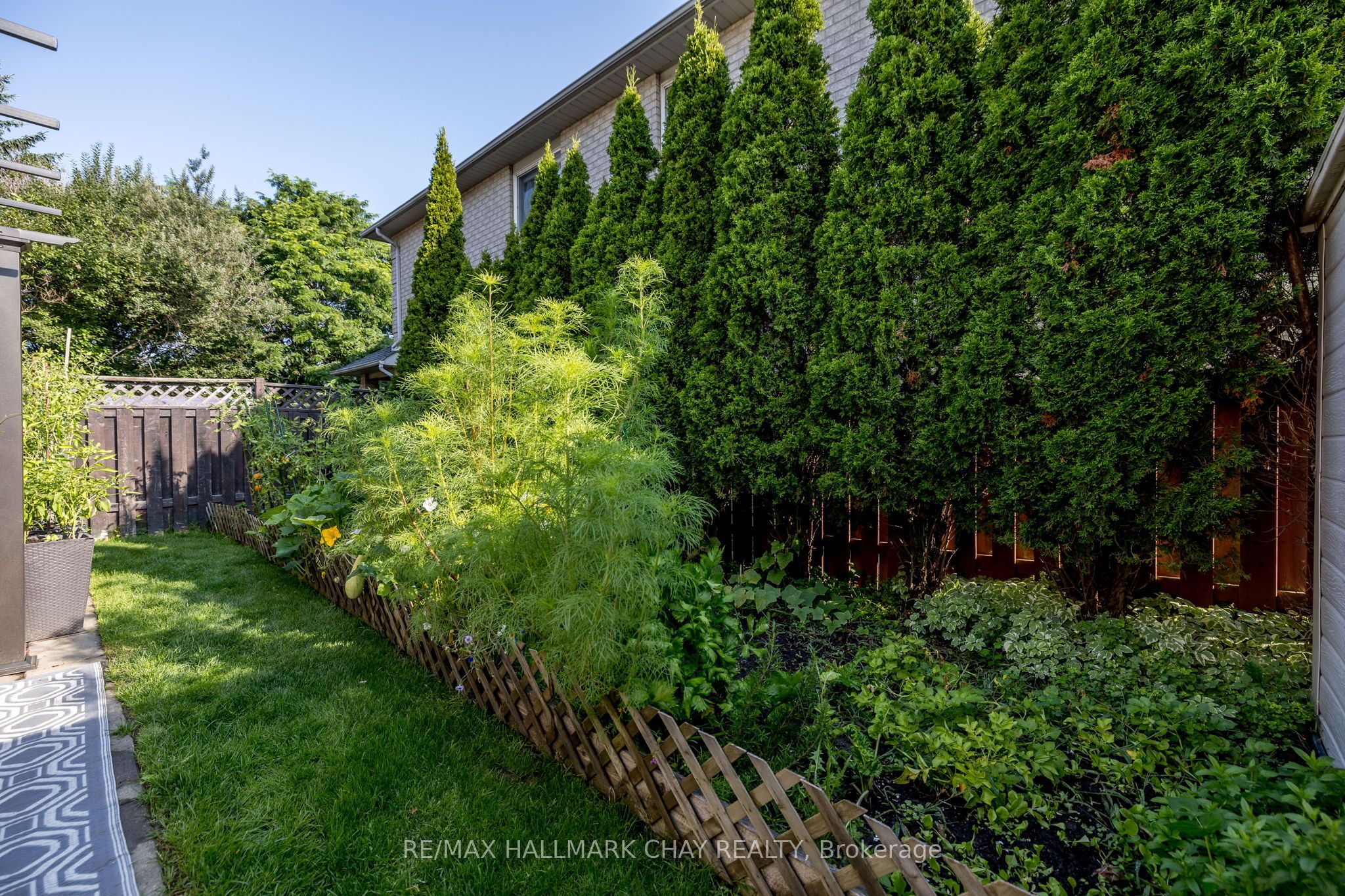 160 Golden Gate Circle Property Photo 46