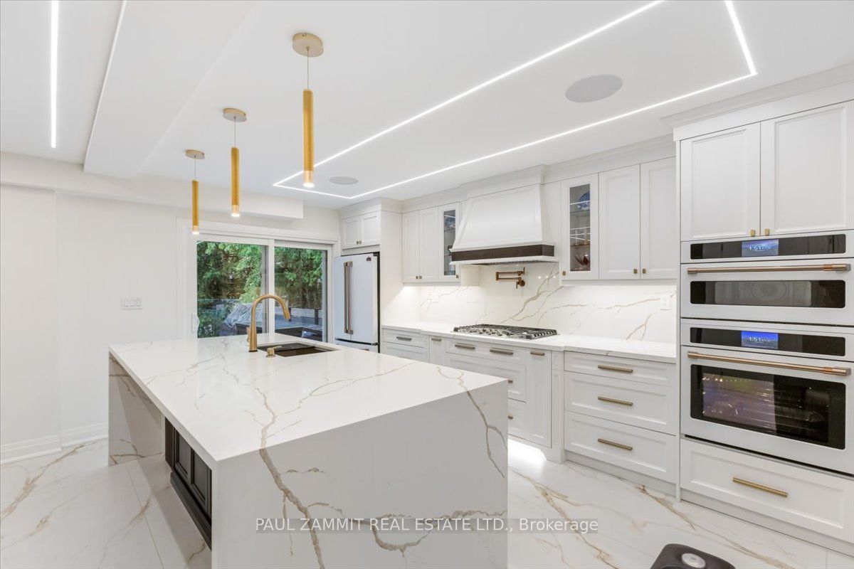 16 Pine Knoll Gate Property Photo 4