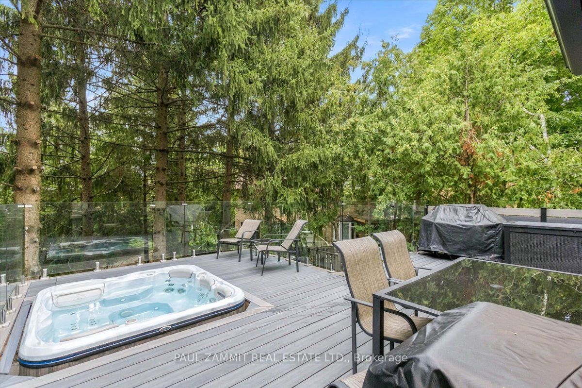 16 Pine Knoll Gate Property Photo 12