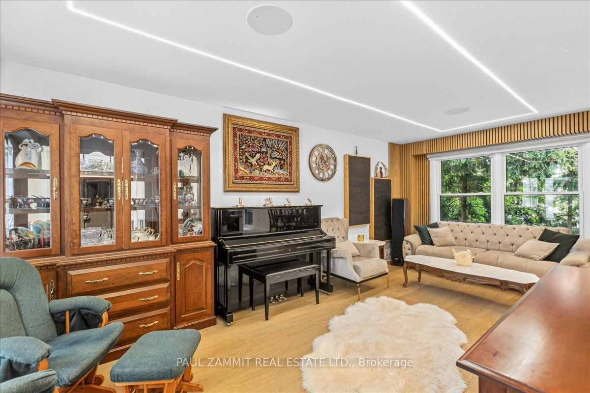 16 Pine Knoll Gate Property Photo 13