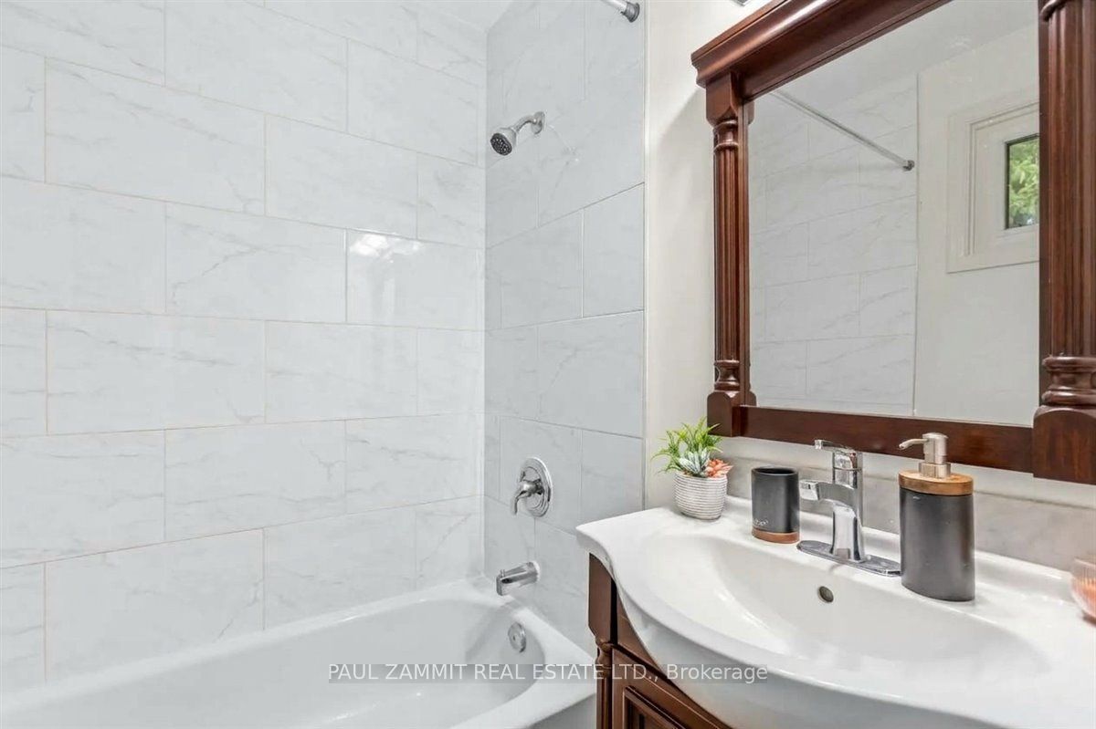 16 Pine Knoll Gate Property Photo 23