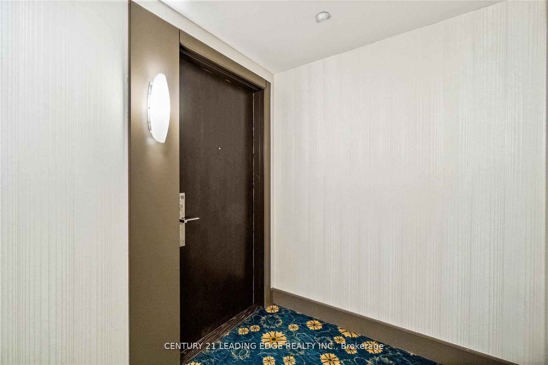 370 Highway 7 E Ph19 Property Photo 7