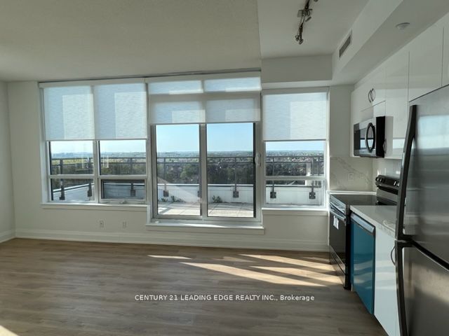 370 Highway 7 E Ph19 Property Photo 10