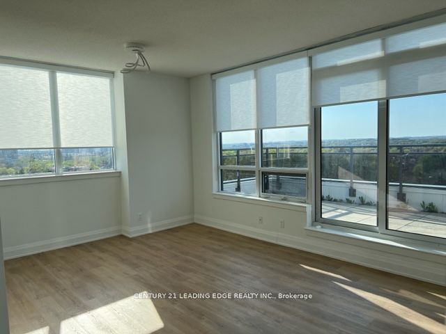 370 Highway 7 E Ph19 Property Photo 11