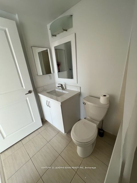 370 Highway 7 E Ph19 Property Photo 23