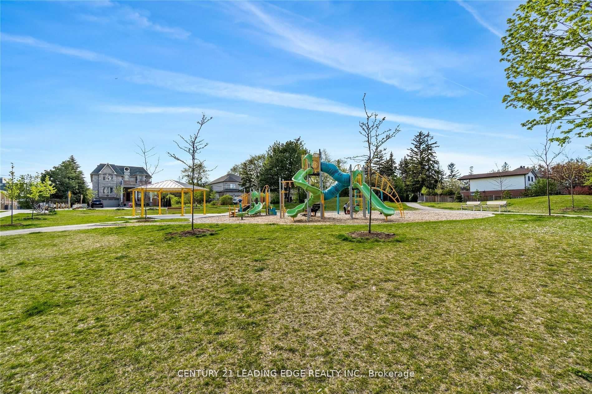 370 Highway 7 E Ph19 Property Photo 31