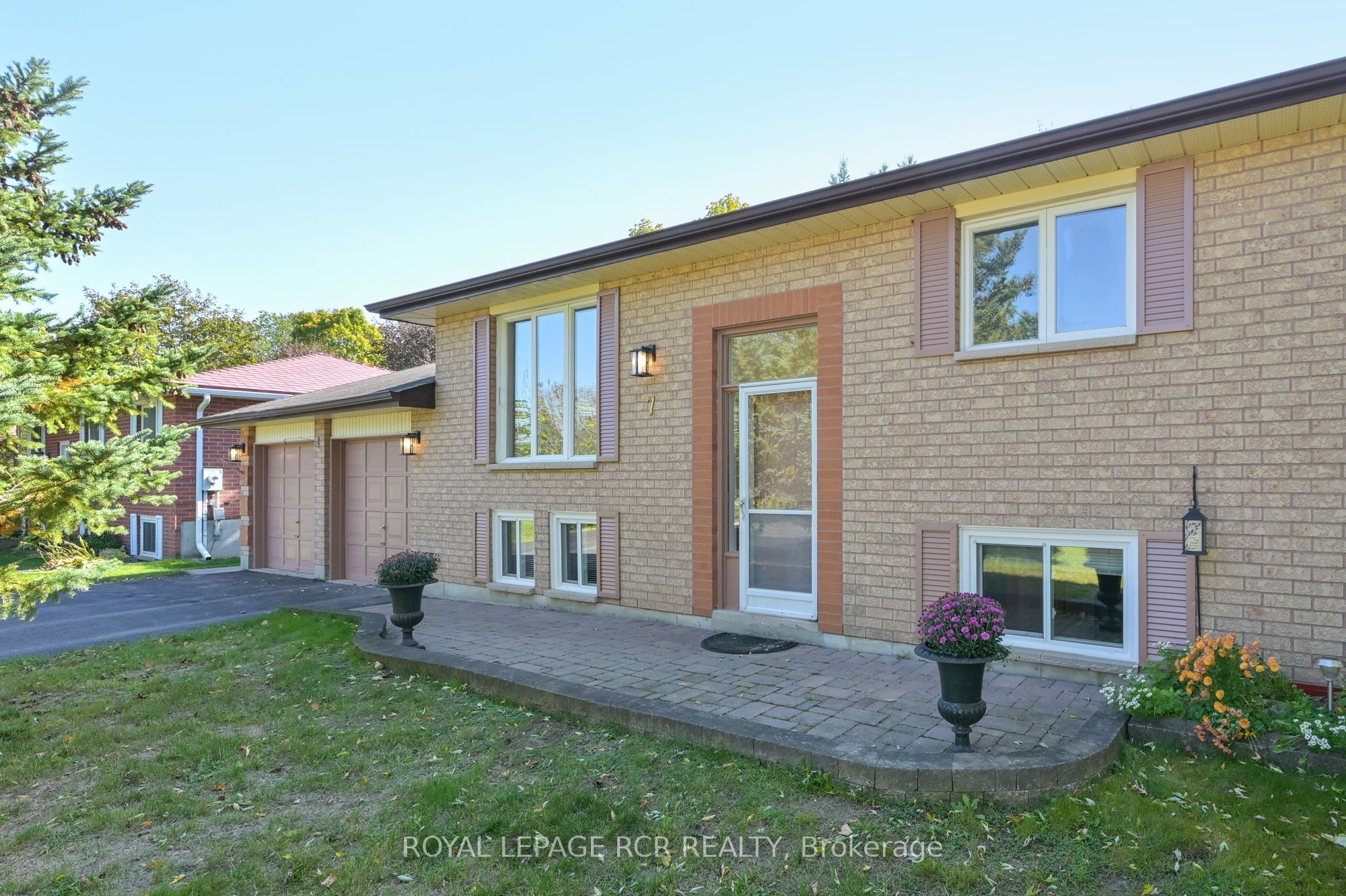 7 Moore Avenue Property Photo 3