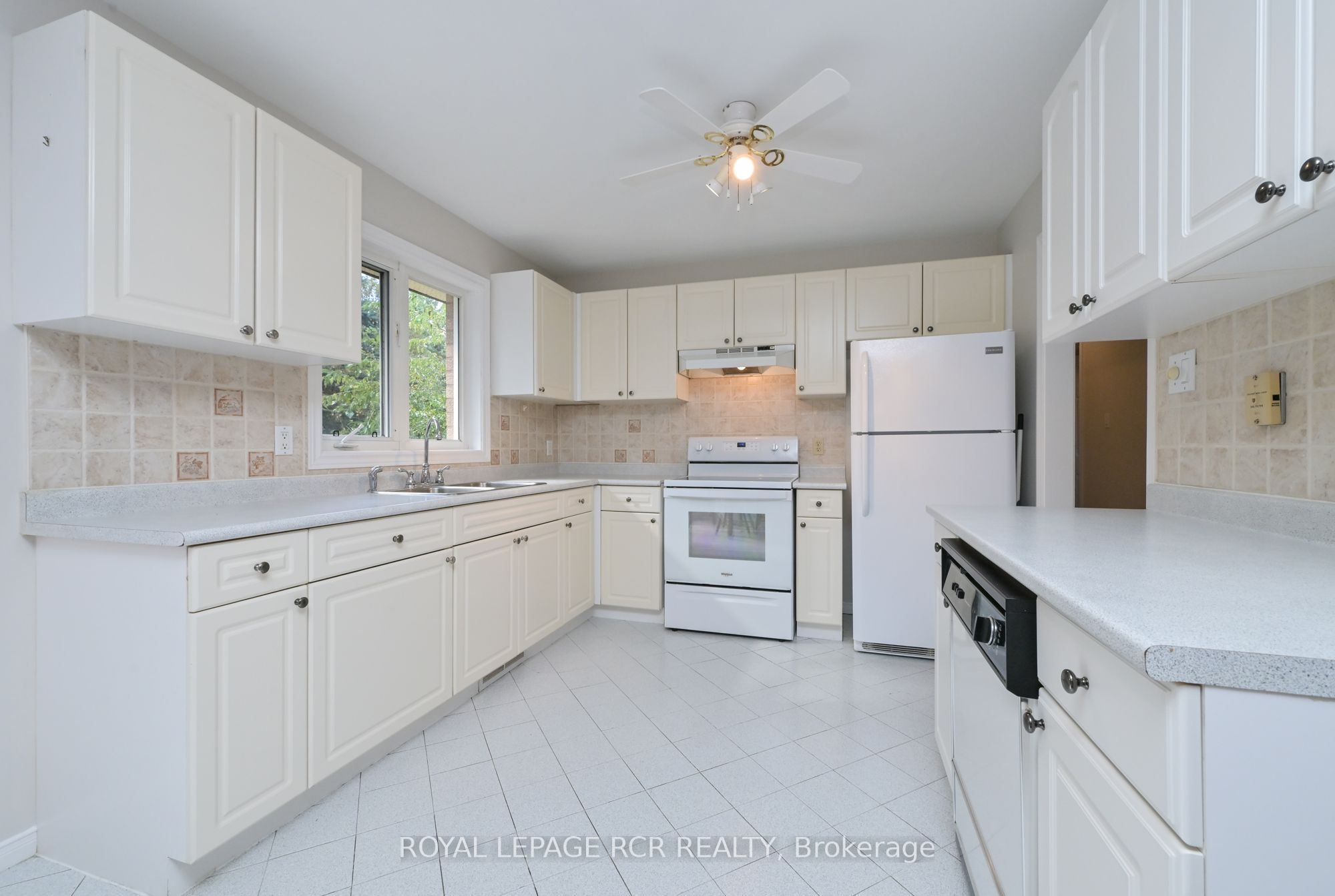 7 Moore Avenue Property Photo 8