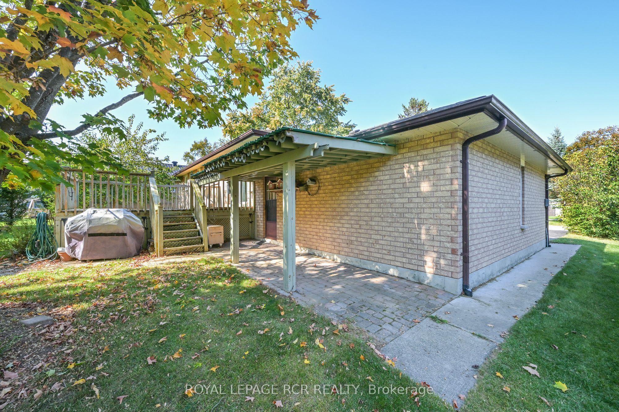 7 Moore Avenue Property Photo 33