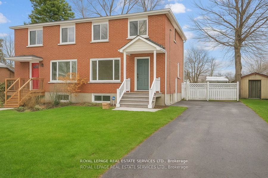 256 Zelda Crescent Property Photo 1