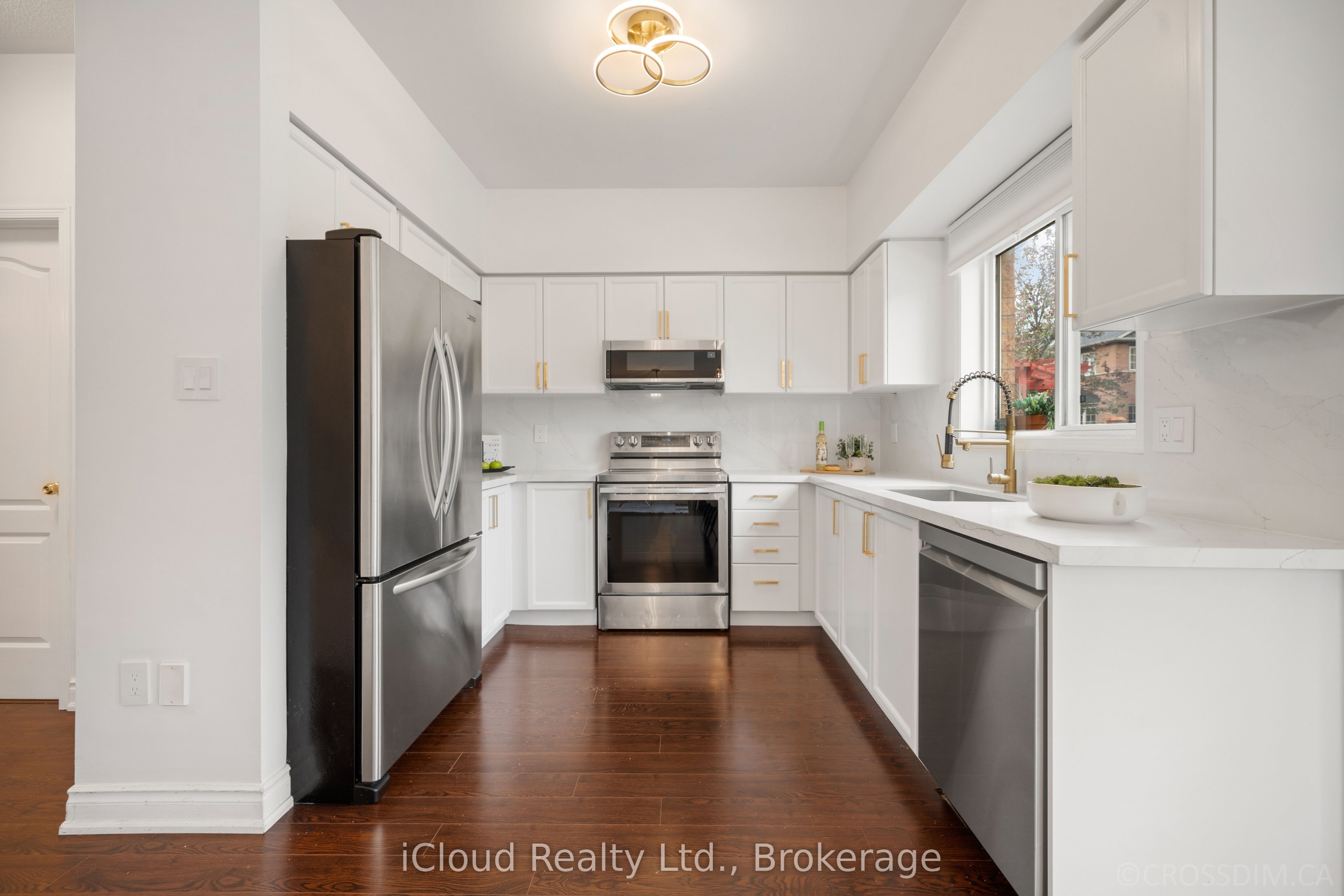 60 Tuscana Boulevard Property Photo 14