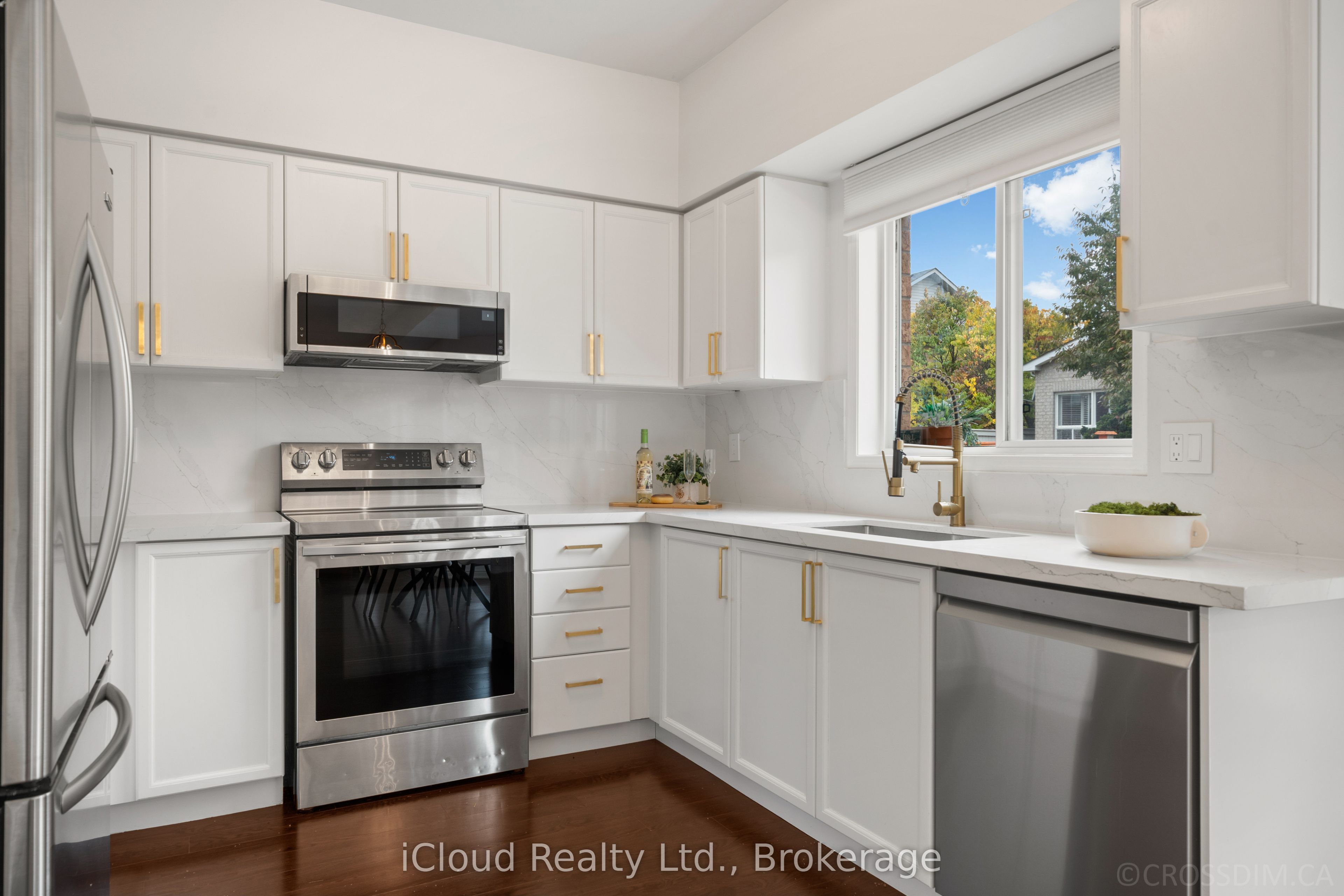 60 Tuscana Boulevard Property Photo 15
