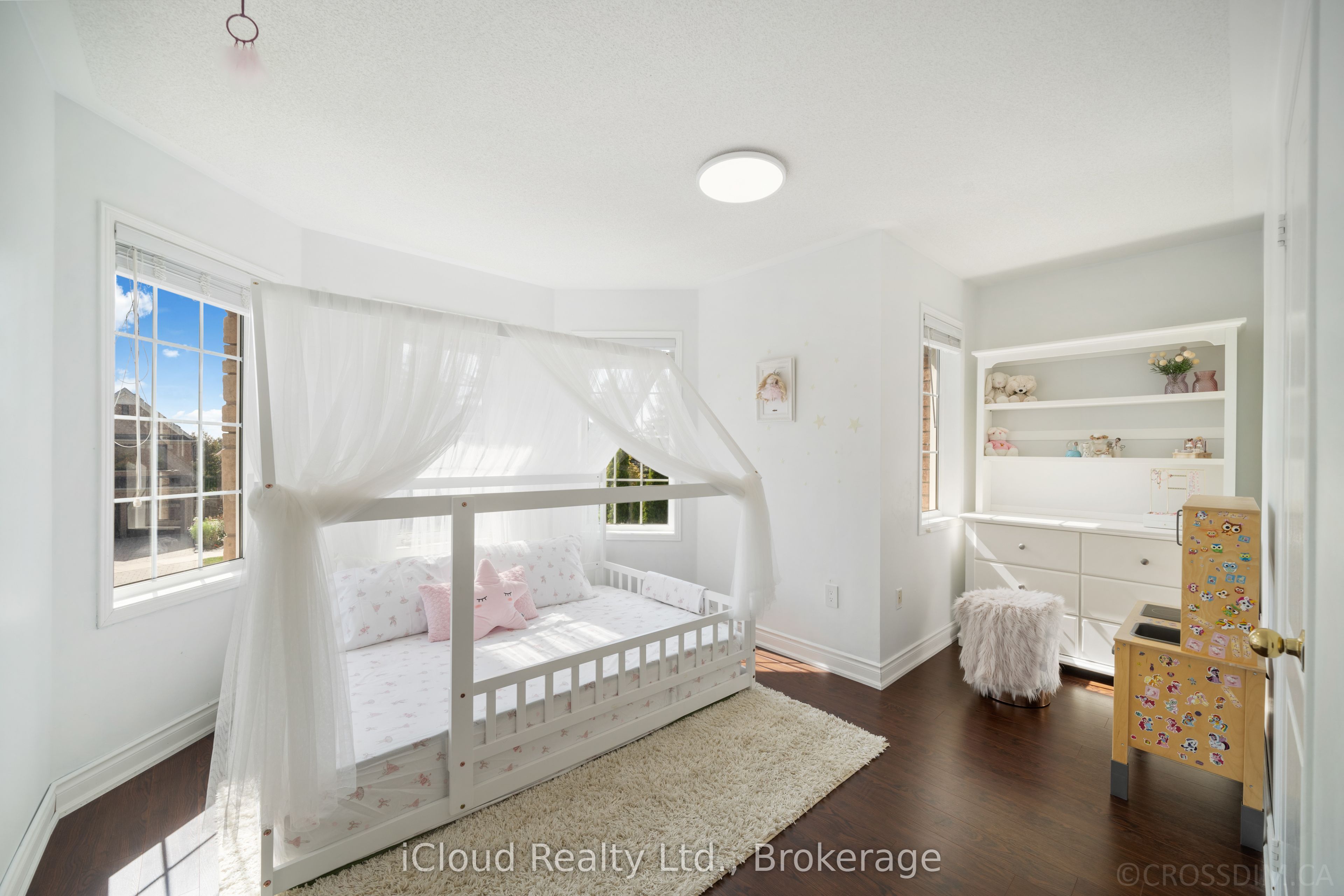 60 Tuscana Boulevard Property Photo 31
