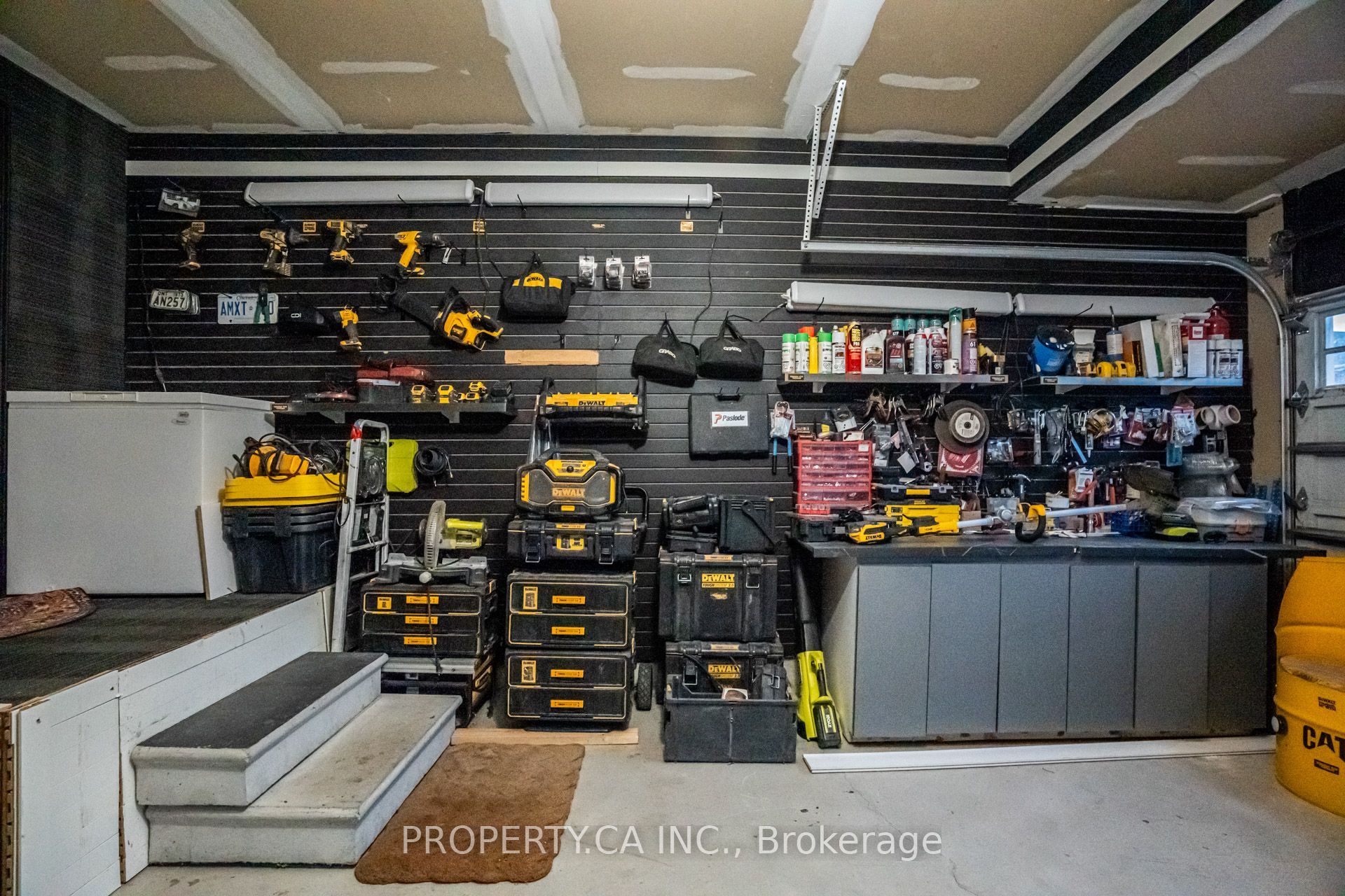 17 Jones Street Property Photo 35