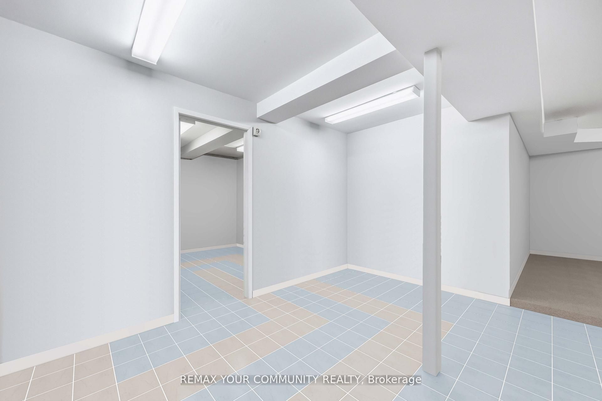 66 Centre Street Property Photo 36