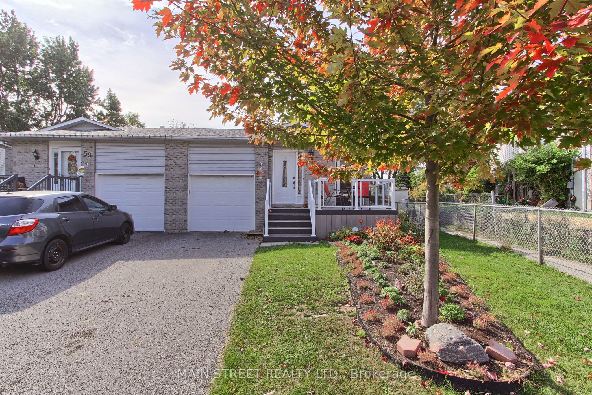 61 Hudson Crescent Property Photo 2