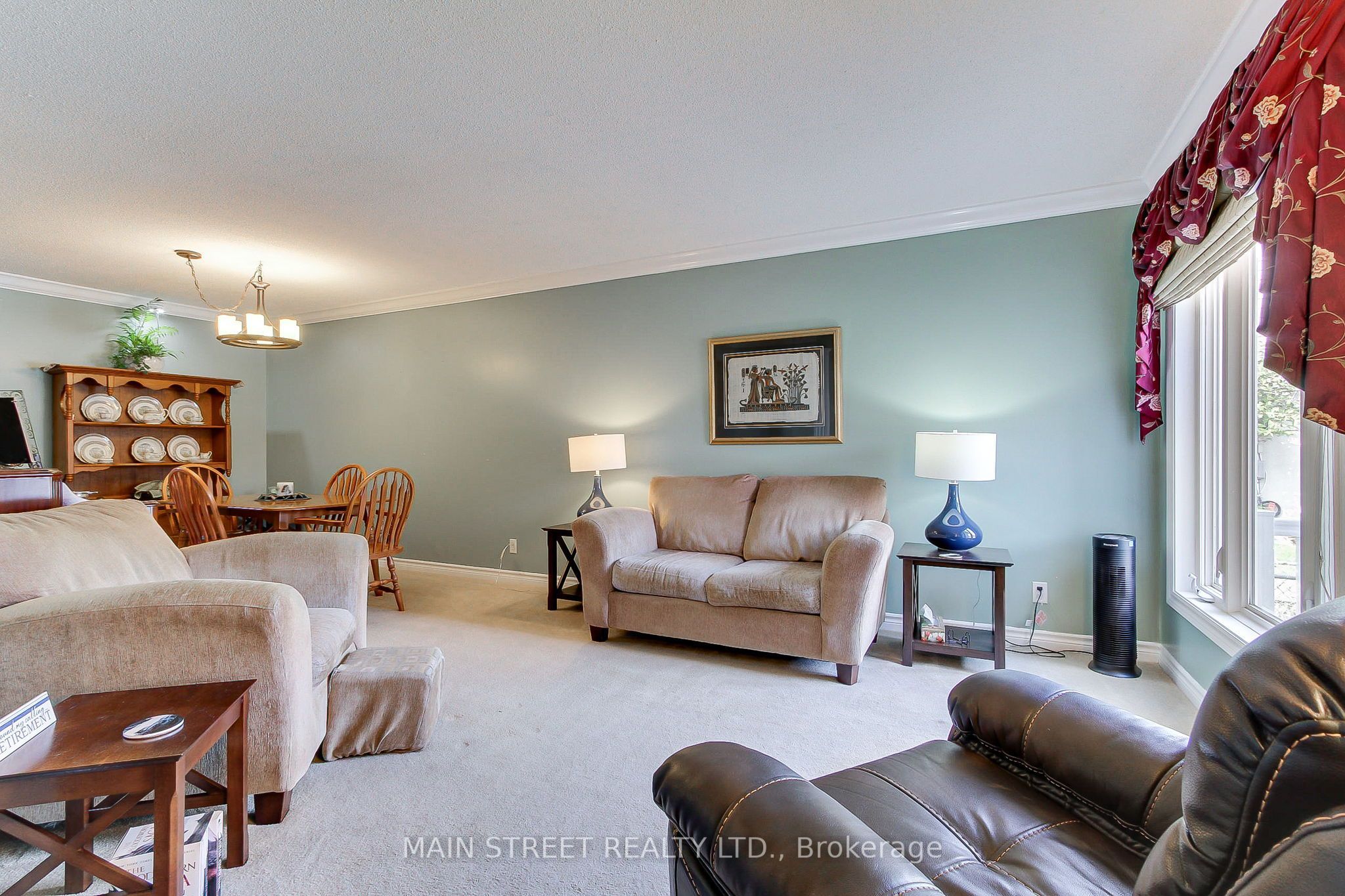 61 Hudson Crescent Property Photo 6