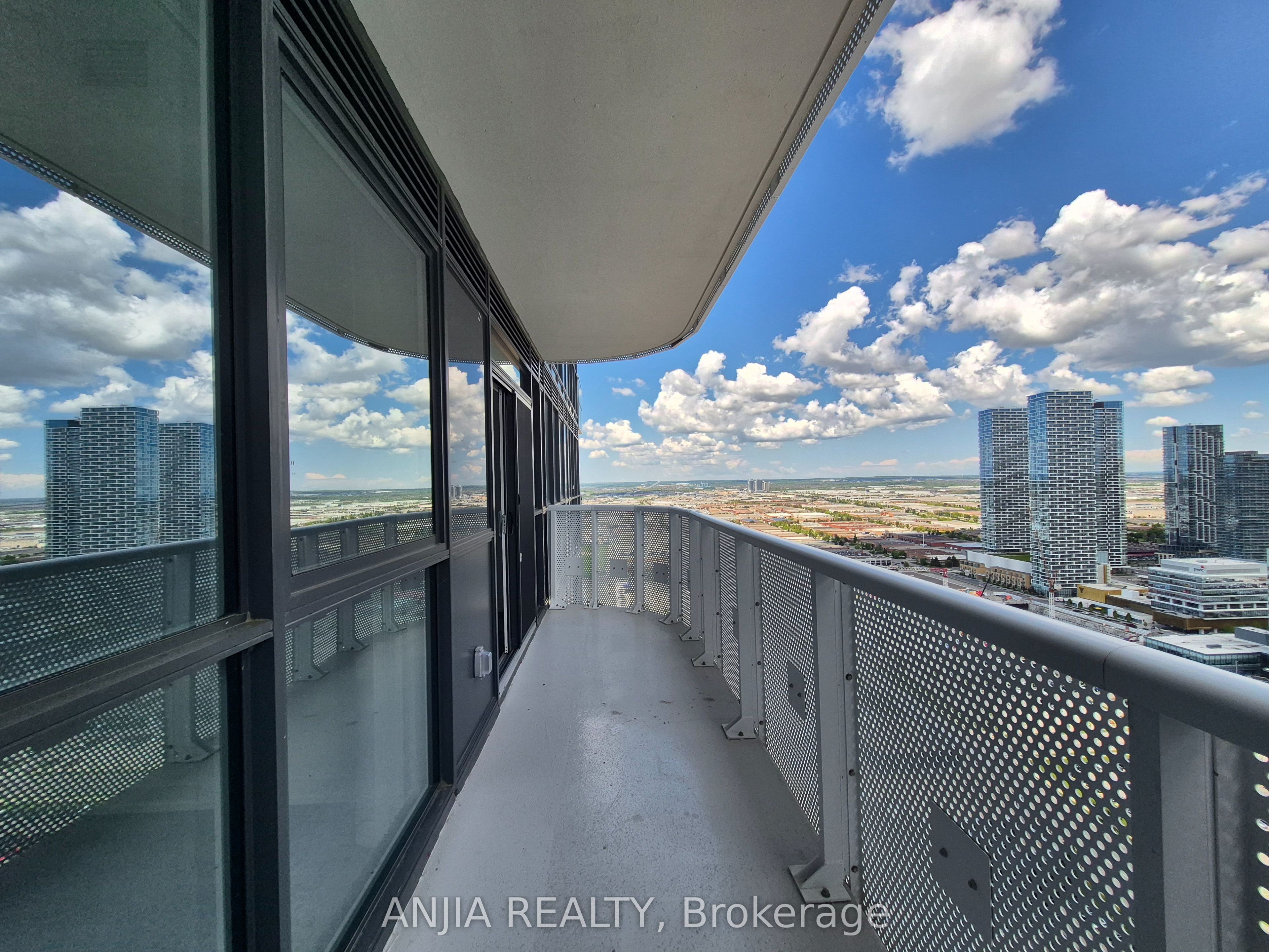 225 Commerce Street 4015 Property Photo 18