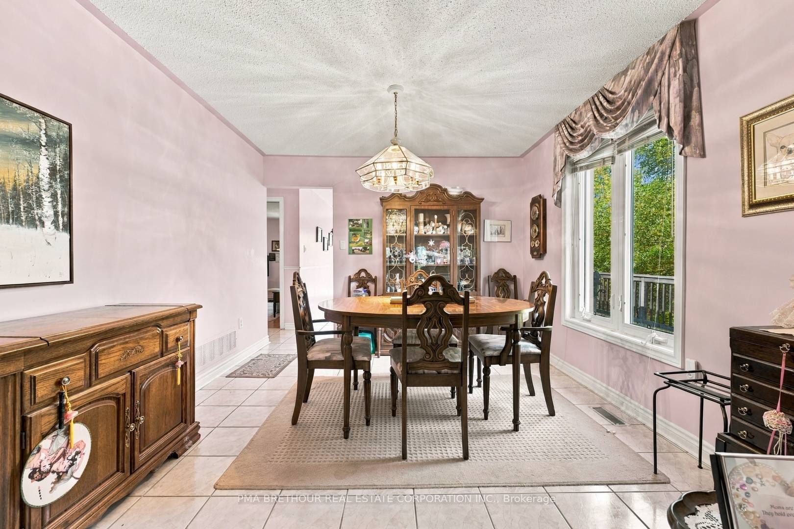 18 Deerglen Terrace Property Photo 6