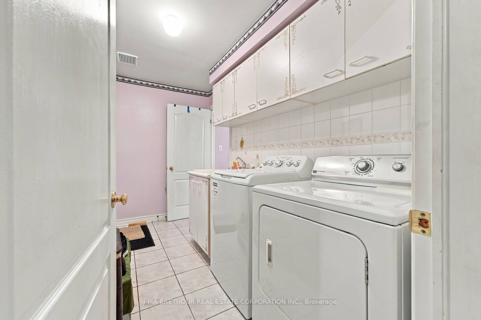 18 Deerglen Terrace Property Photo 20