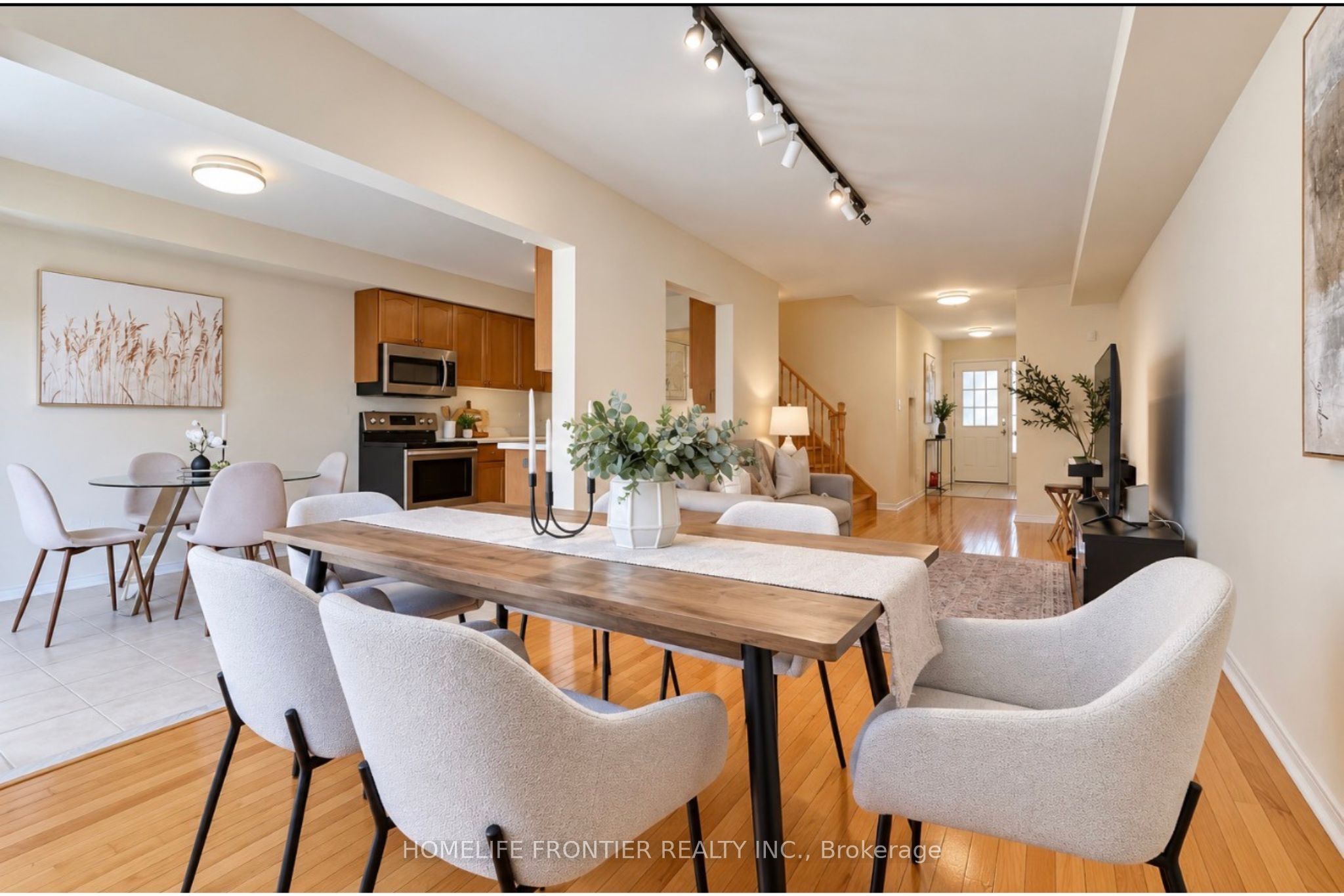 65 Maffey Crescent Property Photo 8