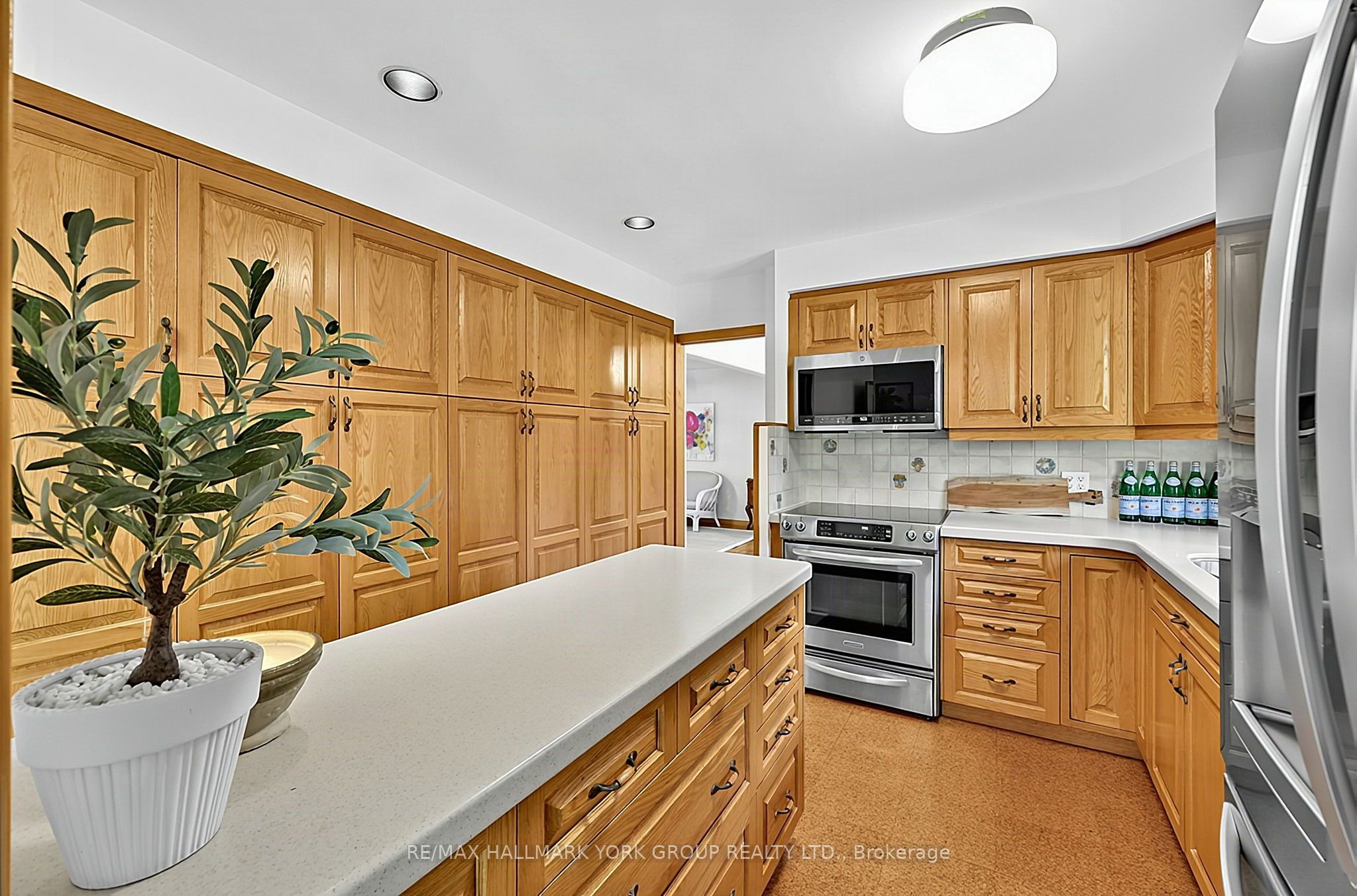 114 Kingsworth Road Property Photo 16
