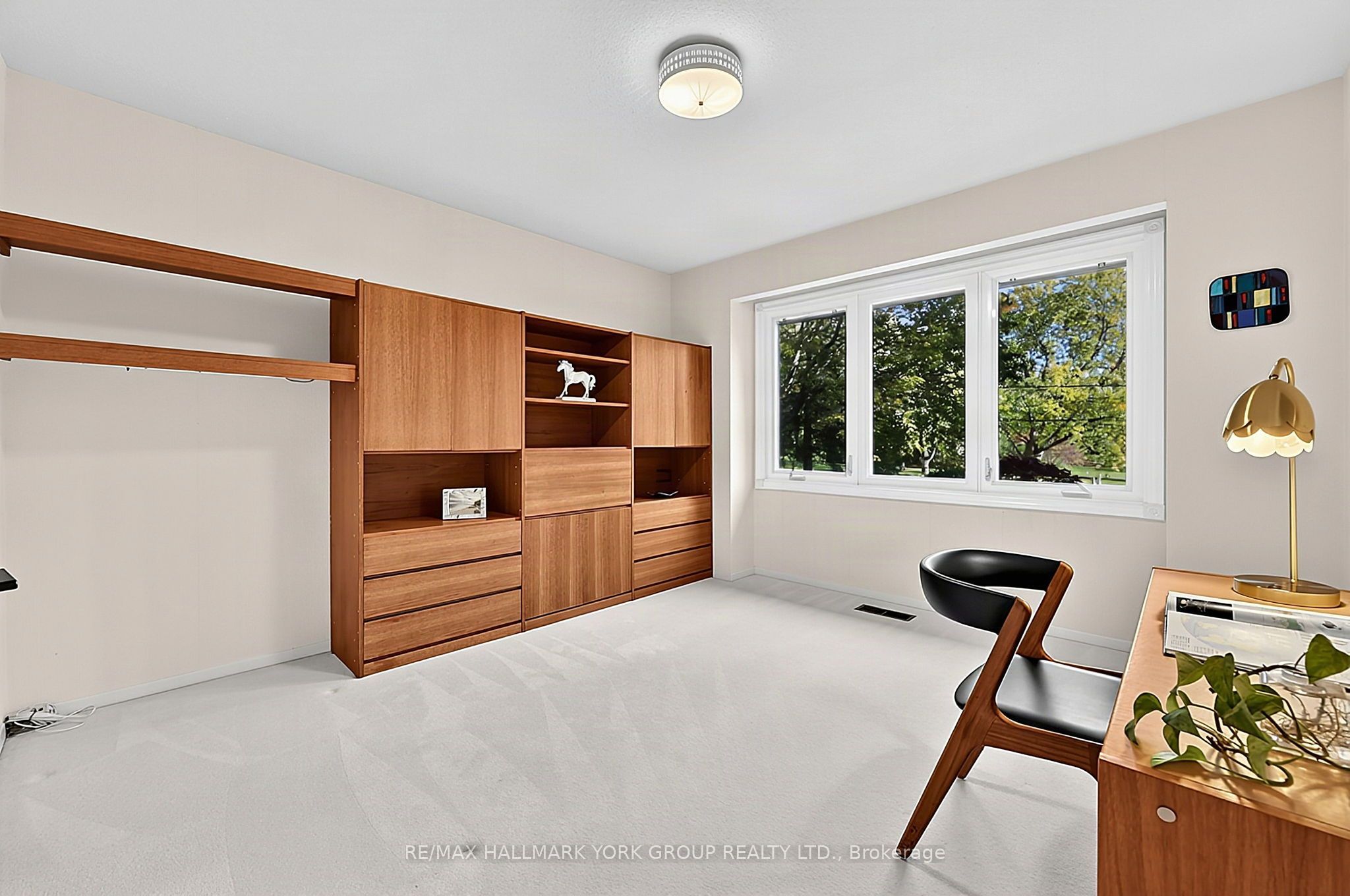 114 Kingsworth Road Property Photo 28