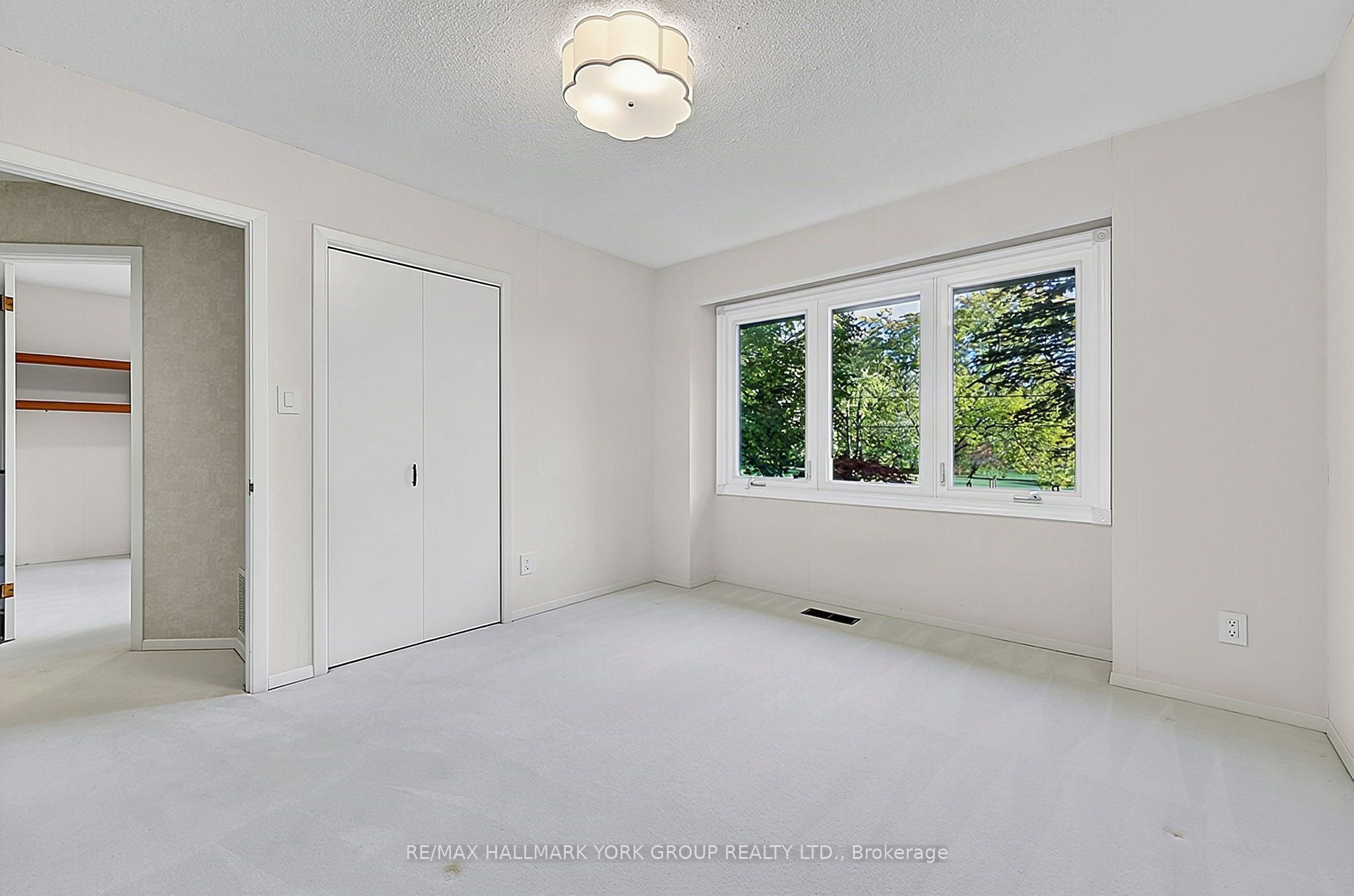 114 Kingsworth Road Property Photo 29