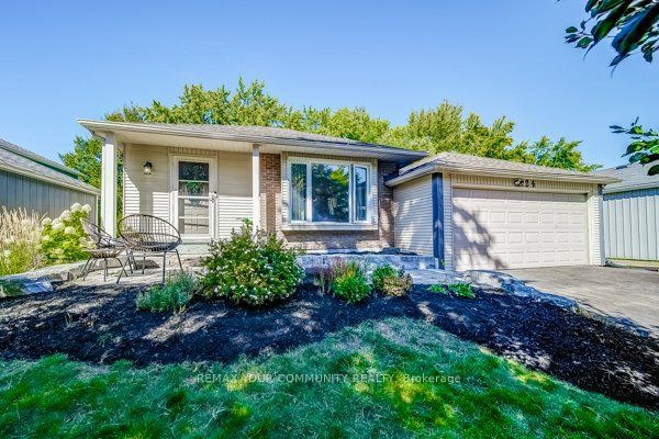 124 Tyson Drive Property Photo 2
