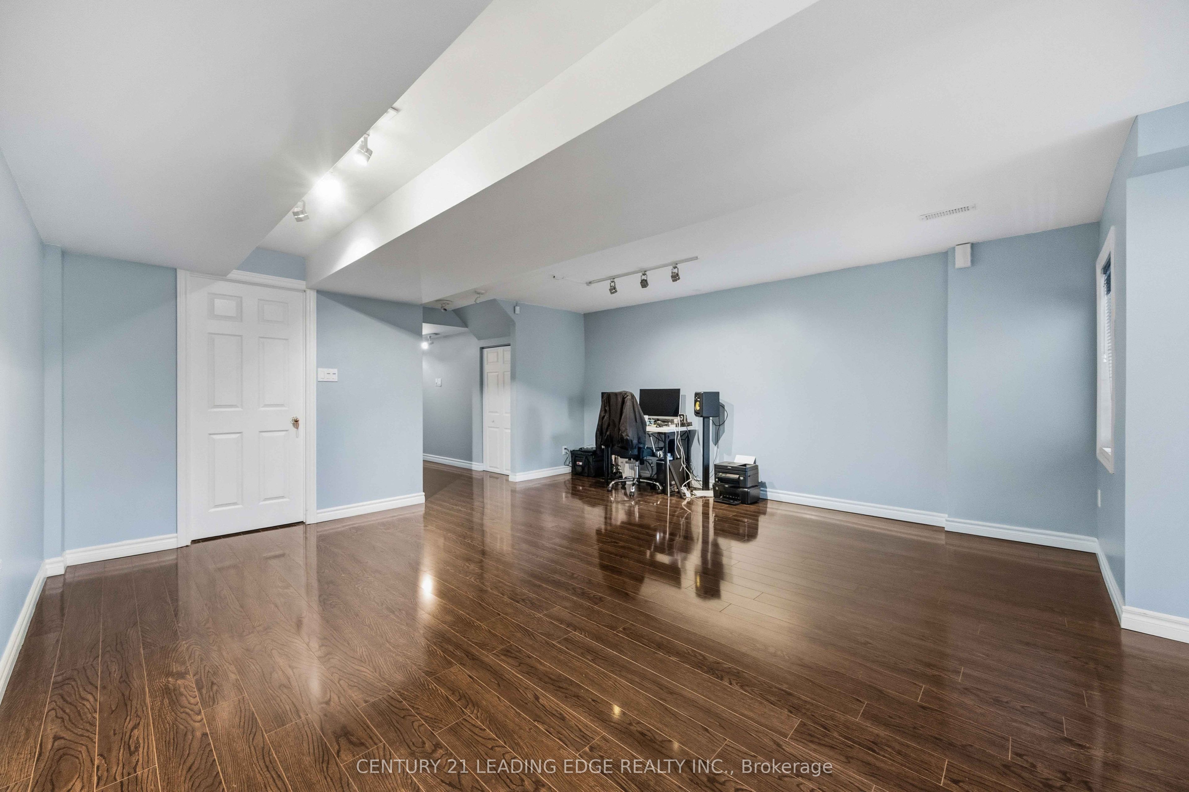 54 Redkey Drive Property Photo 41