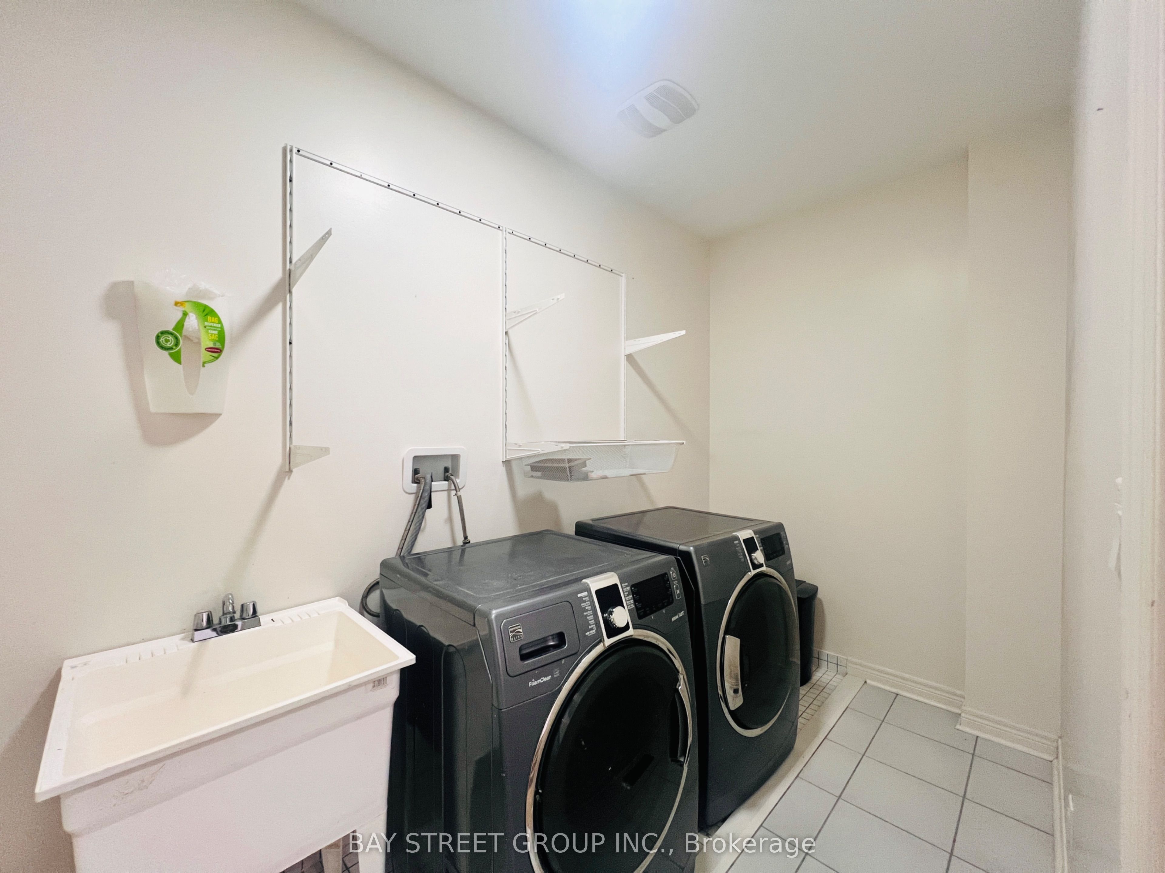 81 Sutcliffe Way Property Photo 9