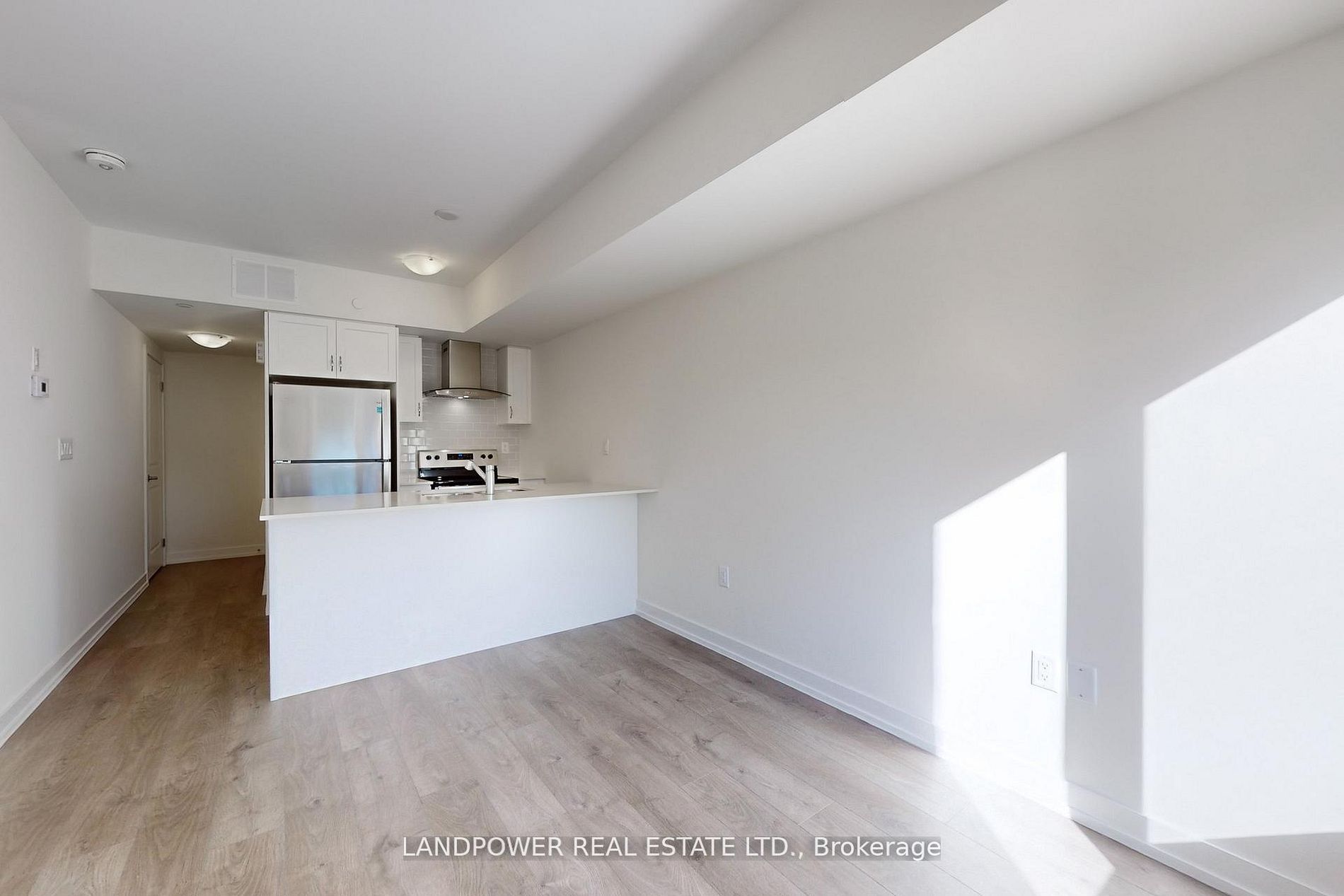 60 Elizabeth Street S 3305 Property Photo 8