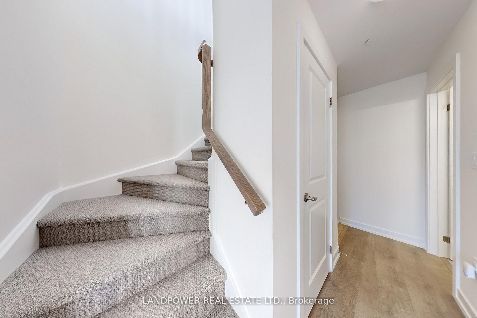 60 Elizabeth Street S 3305 Property Photo 36