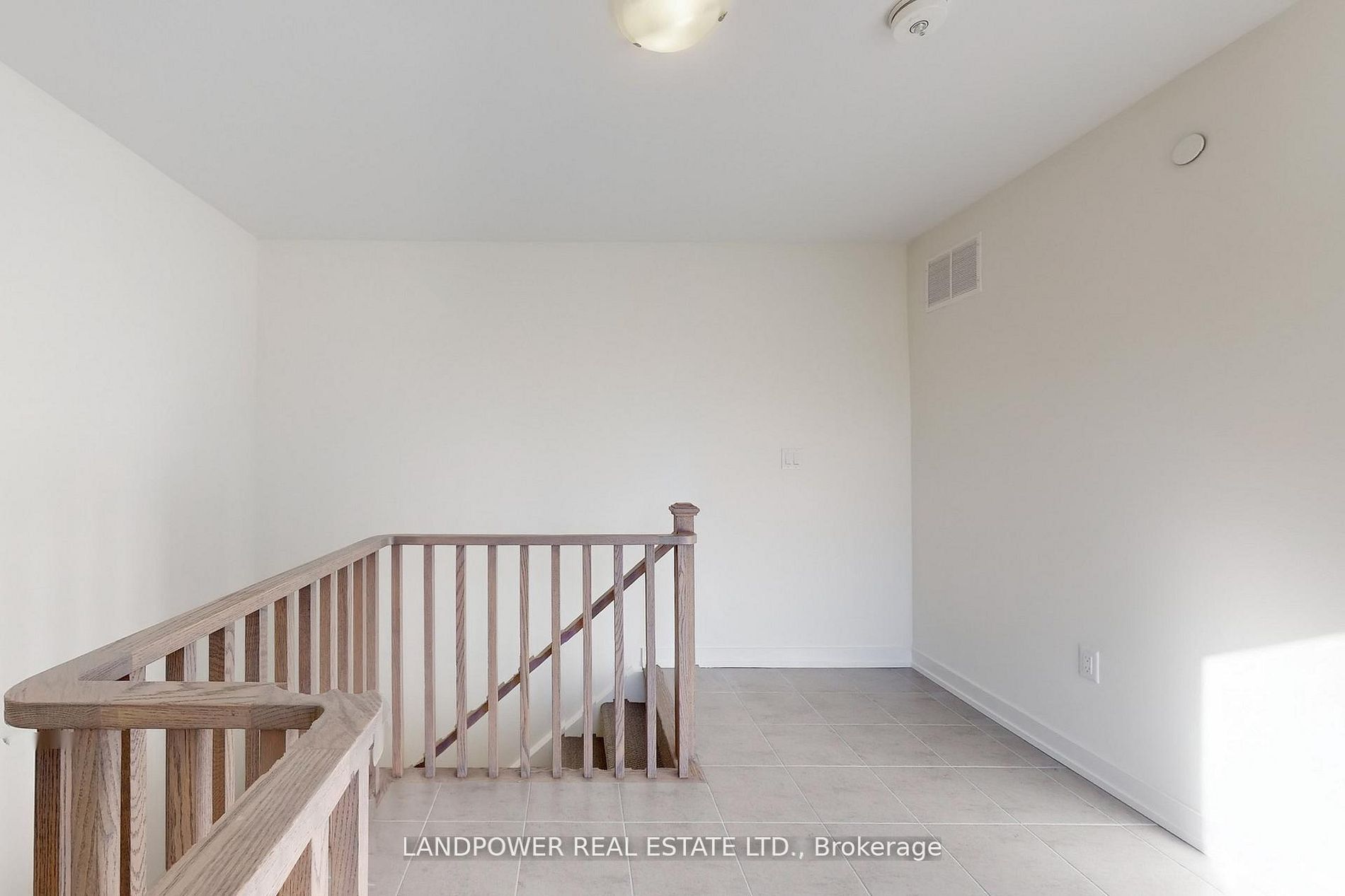 60 Elizabeth Street S 3305 Property Photo 37